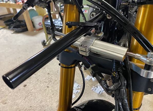 FZ07 Bodywork Mounting Plugs