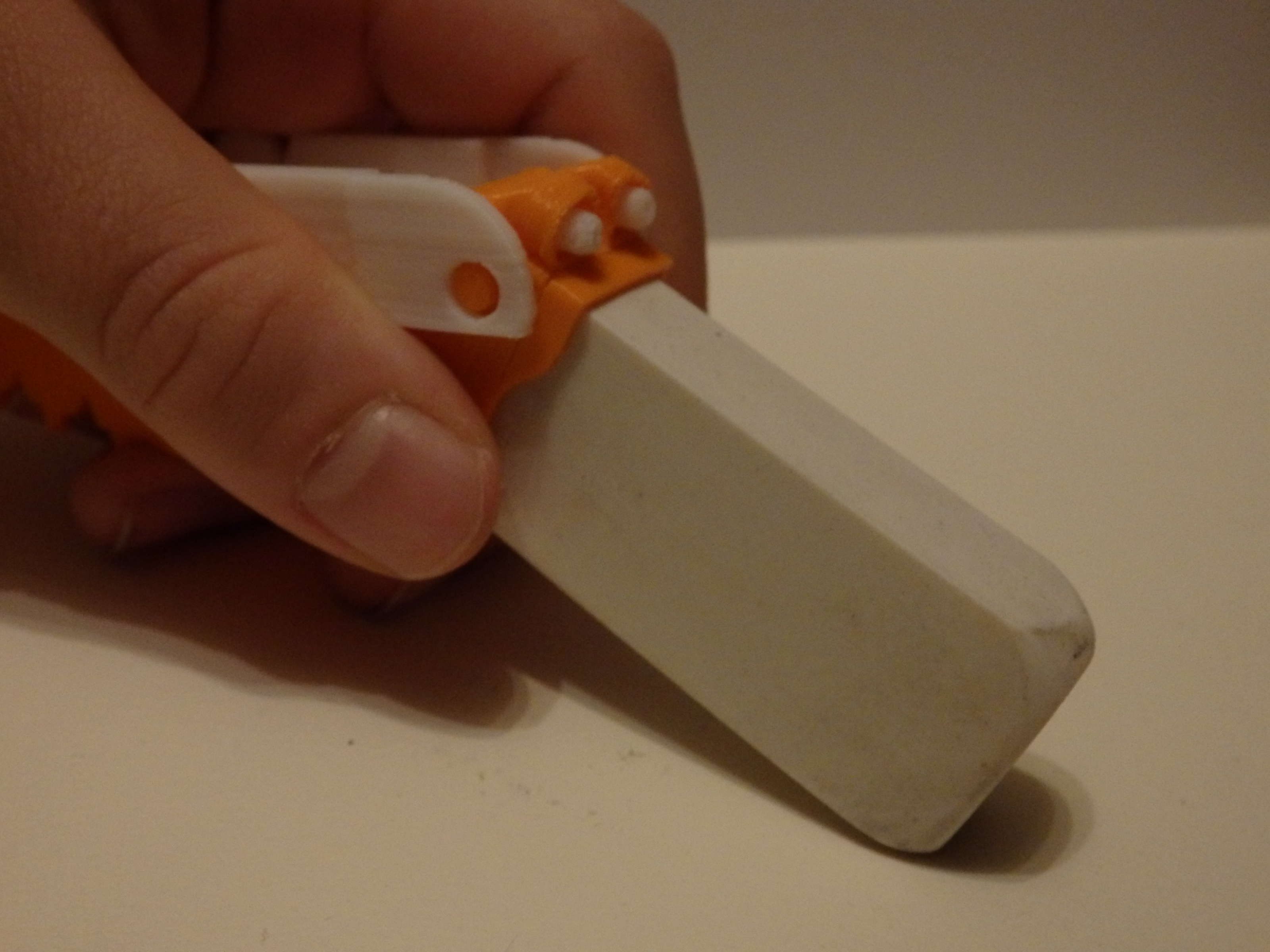 Rubber case / Etui à gomme