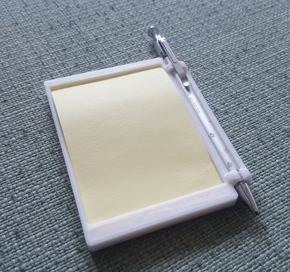 postit and pencil holder