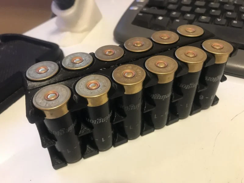 12 Squared Shell Holder