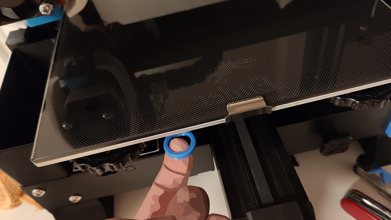Minimalistic Ender Bed Handle (snap-on - no new leveling)