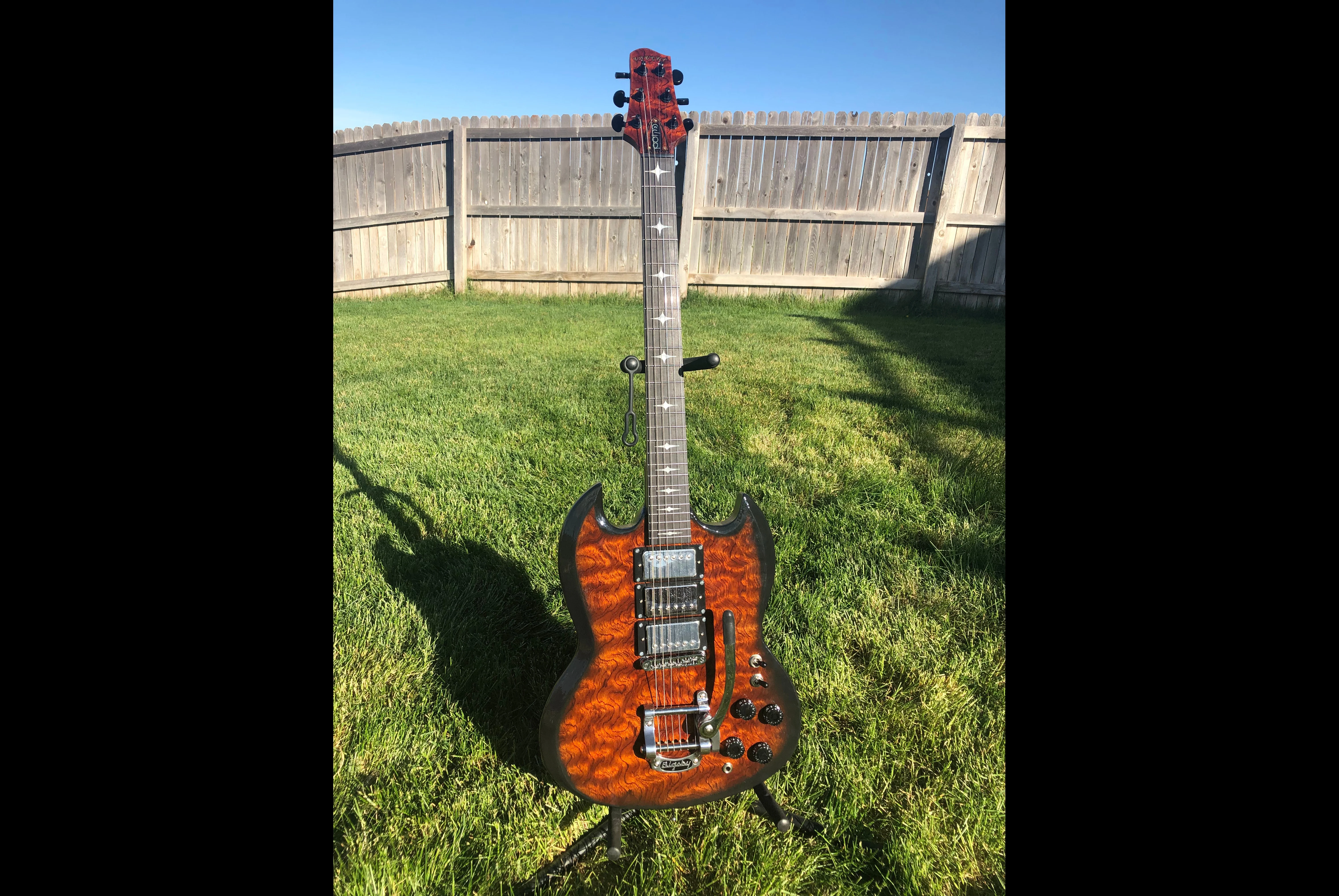 SG style playable electric guitar