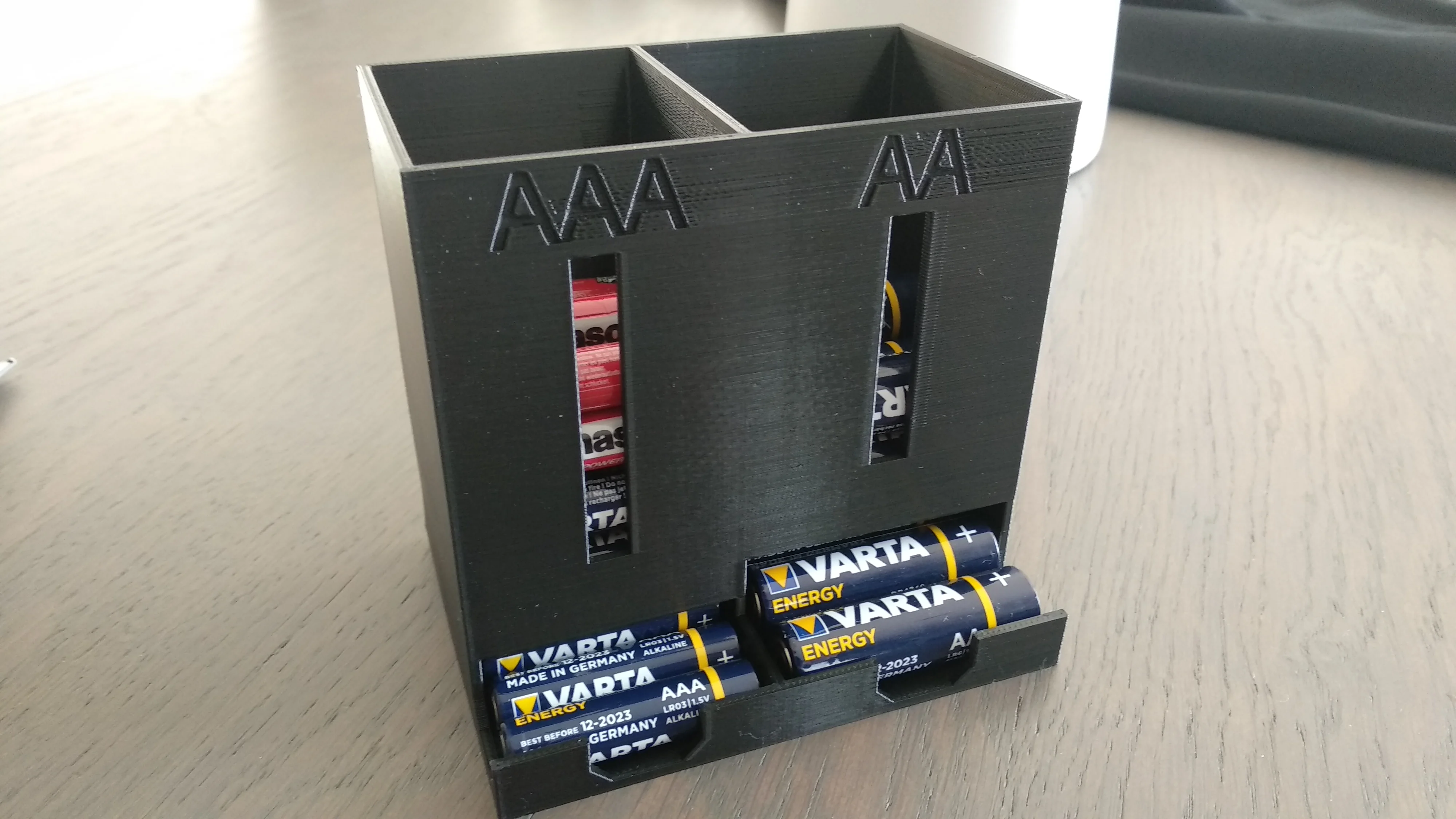 Battery dispenser dual : AAA & AA