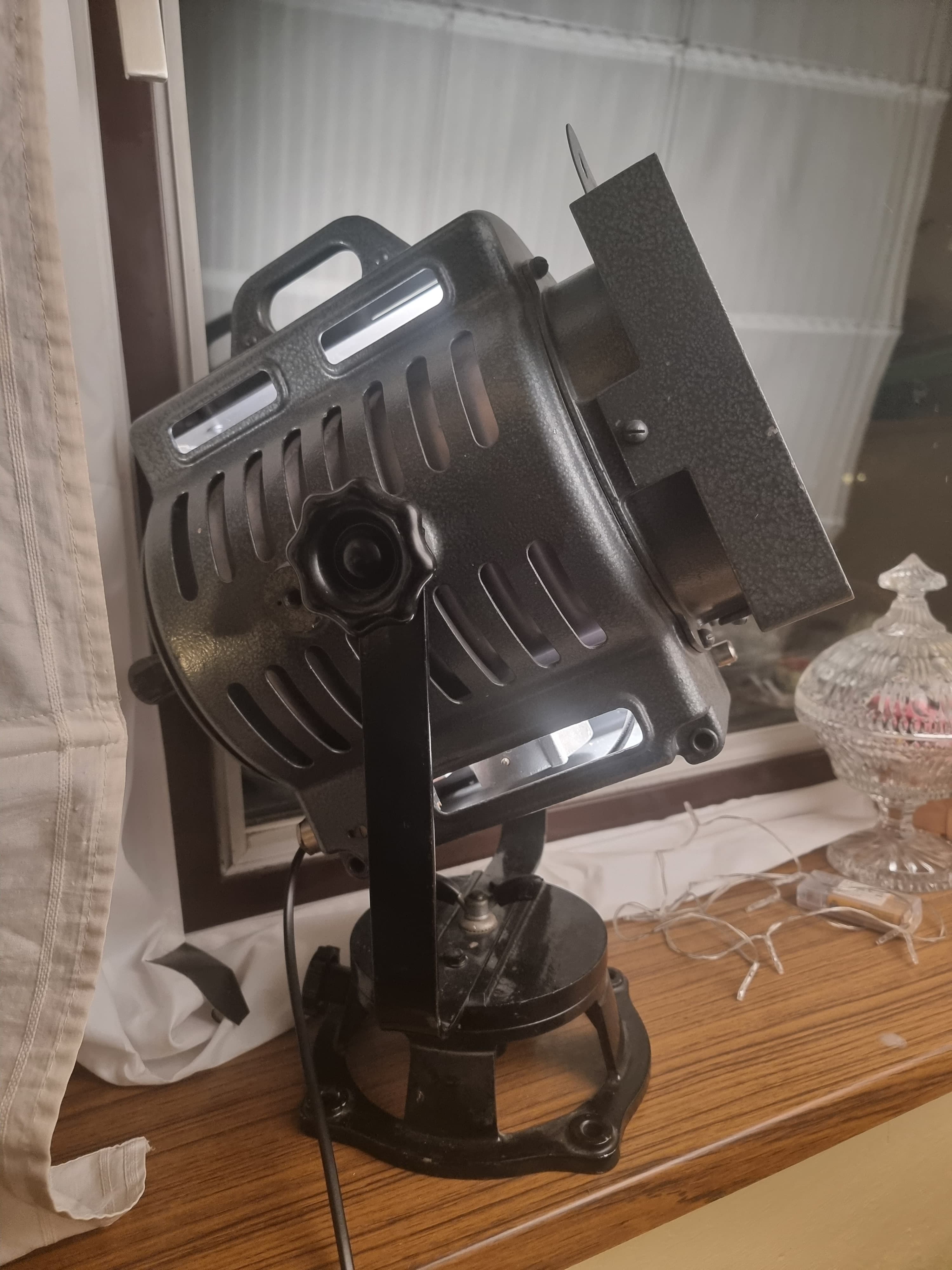 ARRI Spotlight E27 Bulb Modification