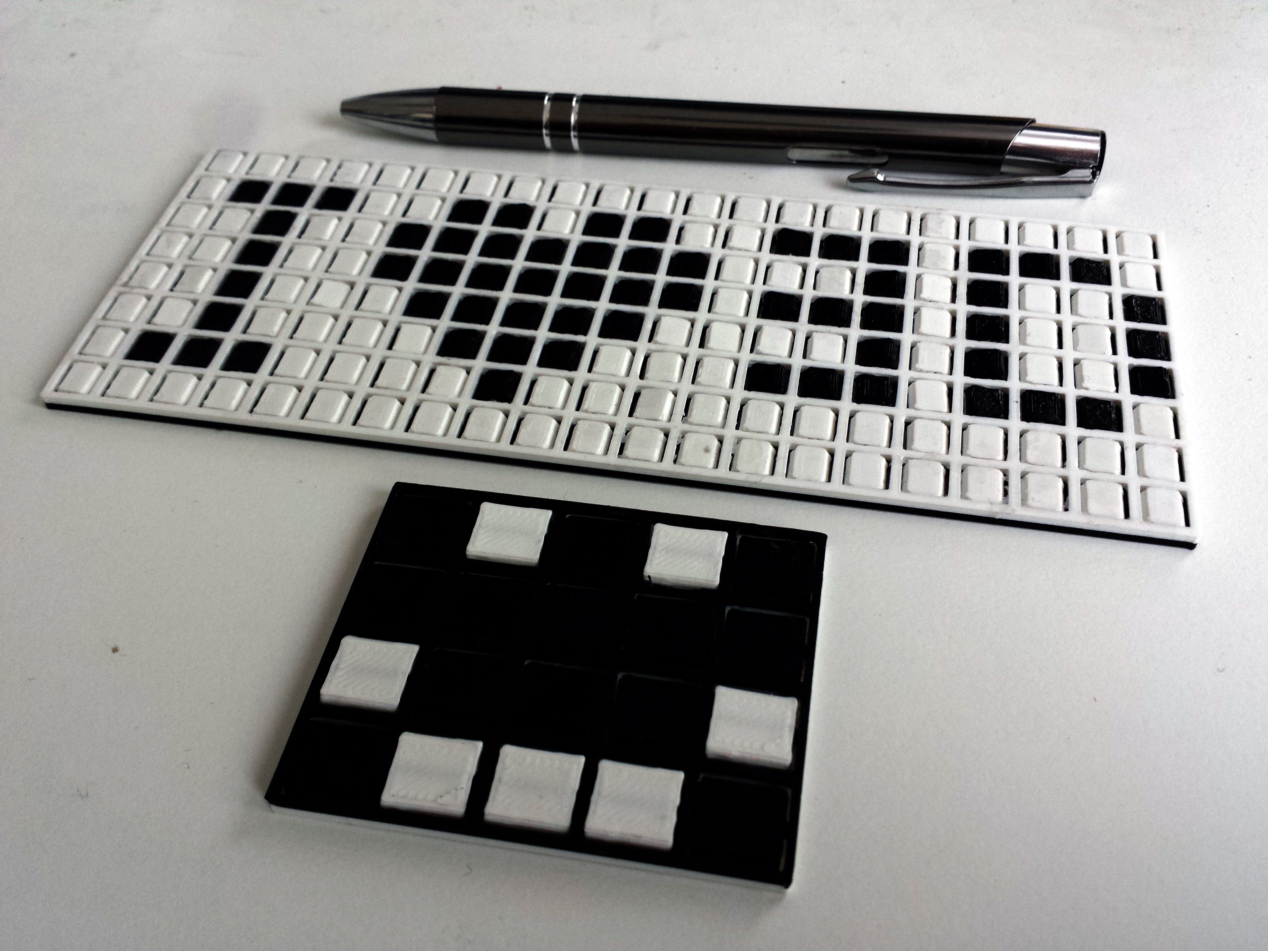 Fliptrix - customizable print-in-place dot matrix style flip board display
