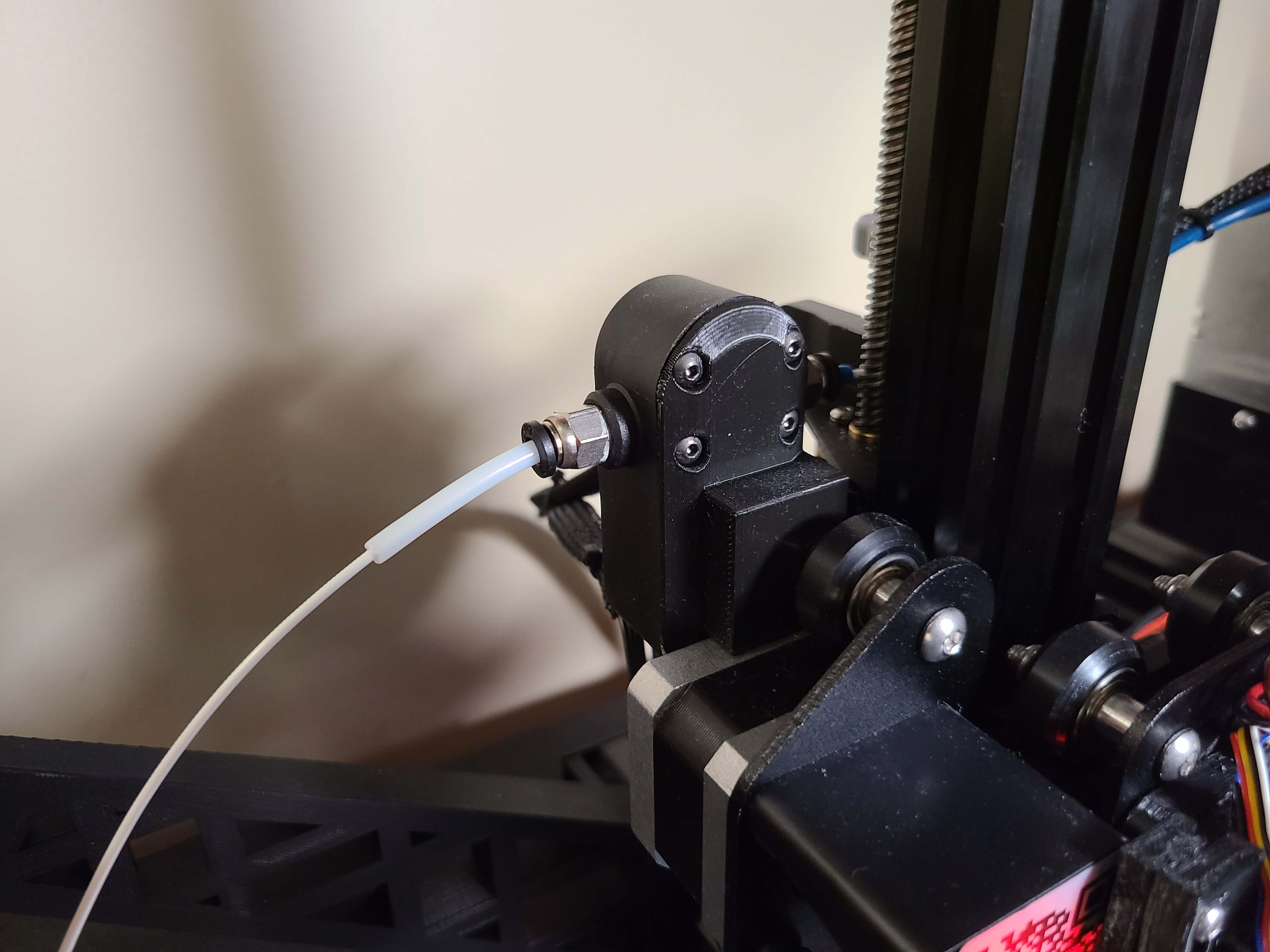 Ender 3 (Pro) Stock Extruder BTT Smart Filament Sensor (SFS) Mount