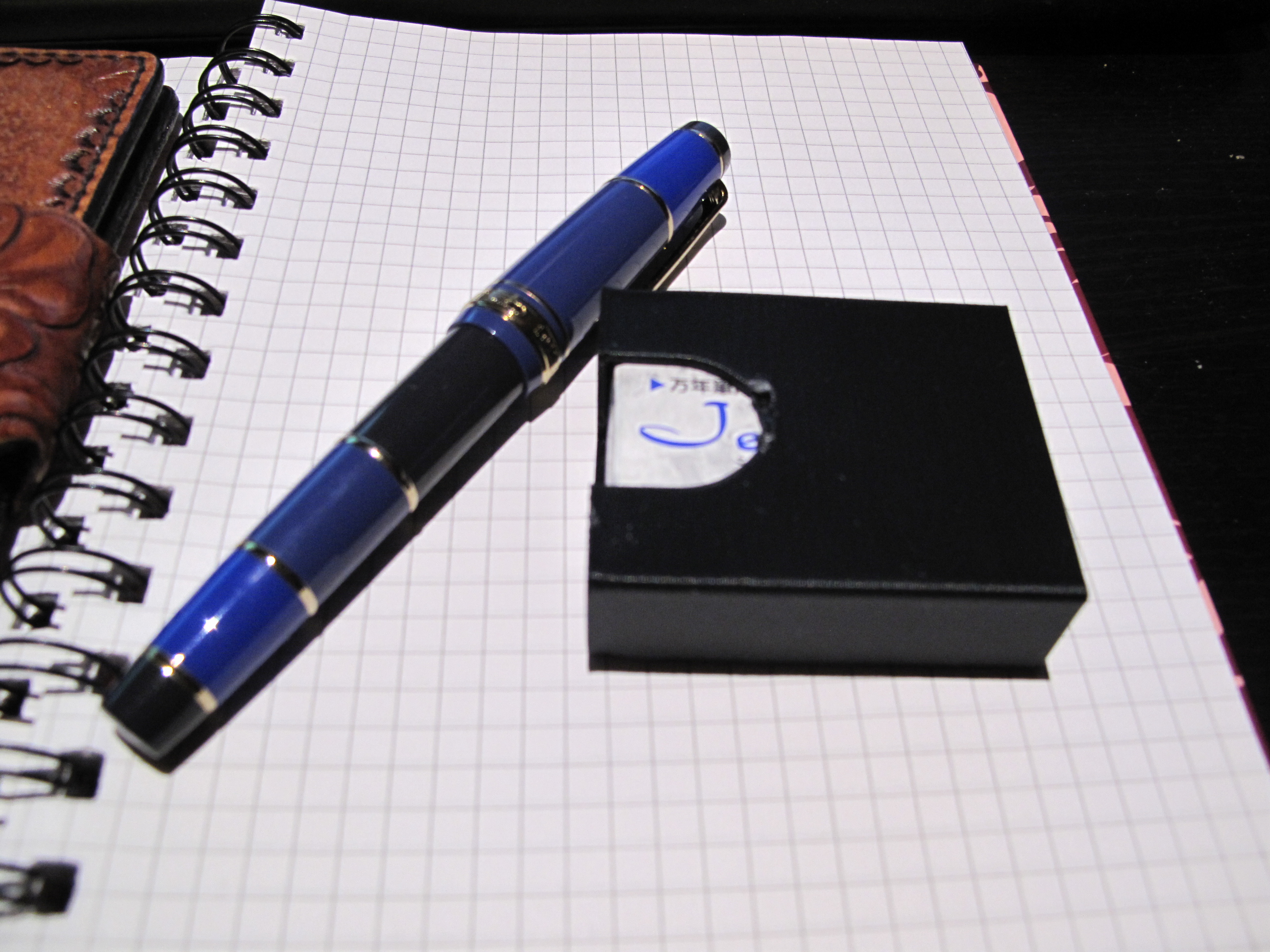 Fountain pen ink cartridge box - Sailor