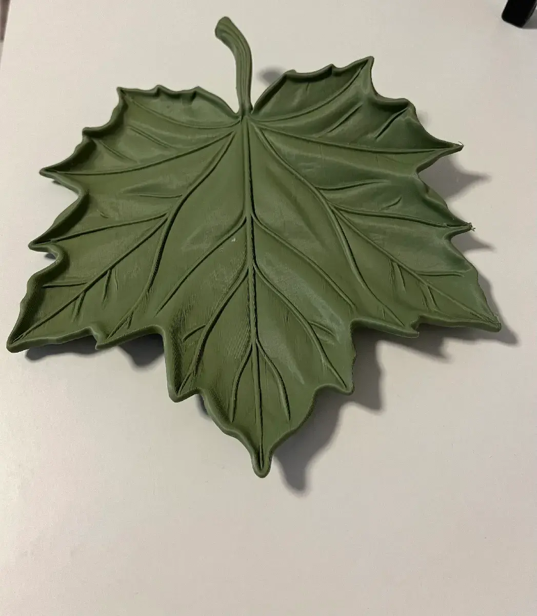 Maple Leaf Bowl