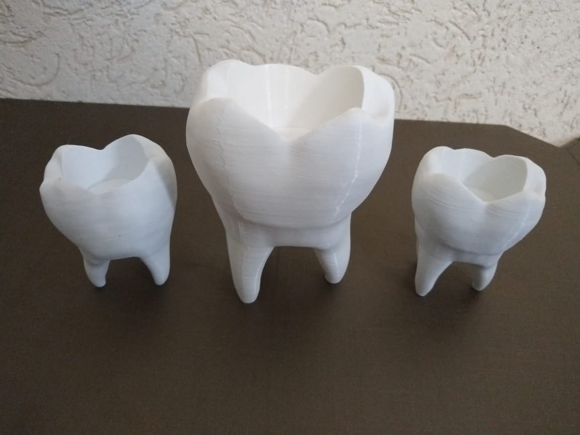 Thooth Vase