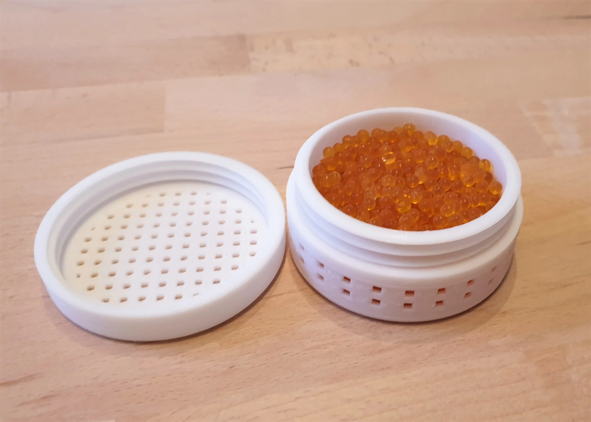 Anti Moisture Silica Gel Box (container)