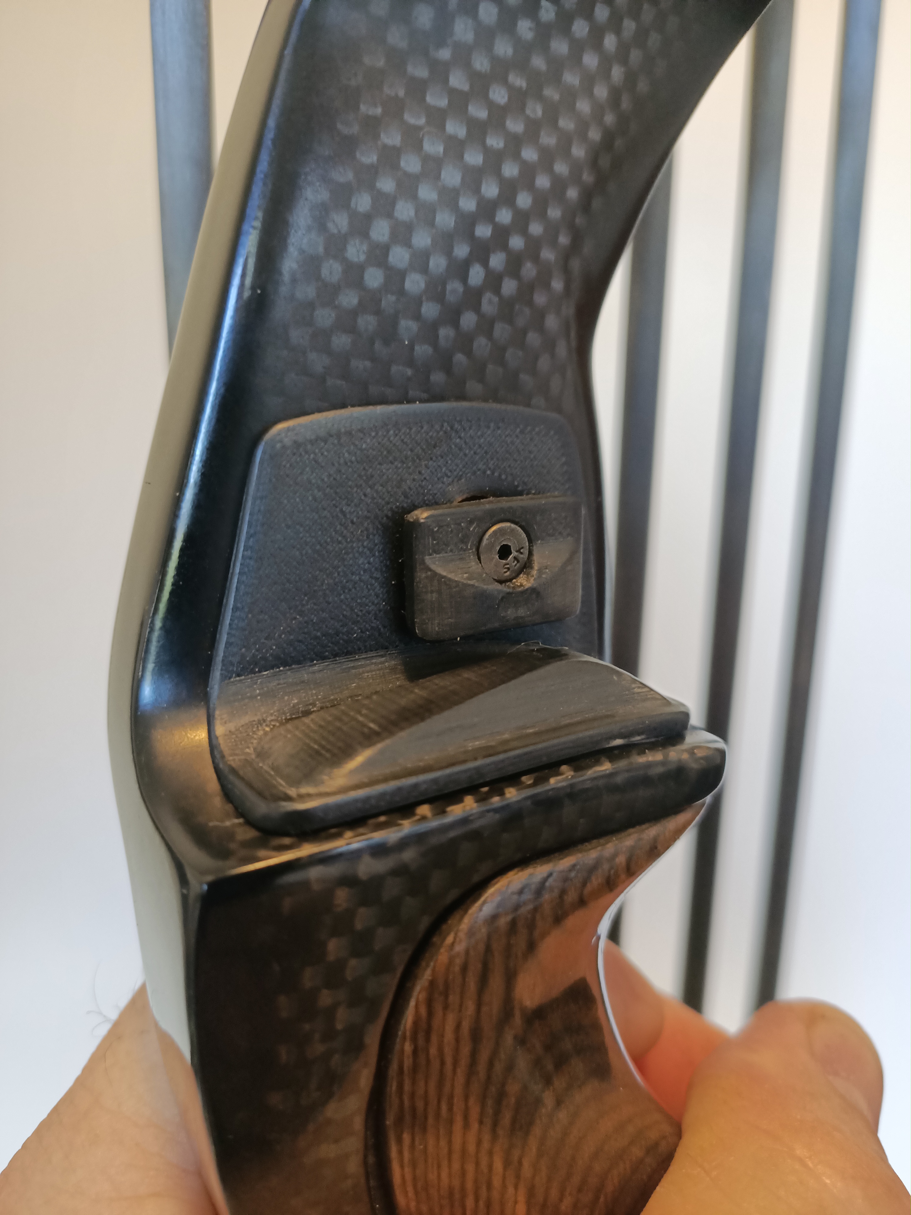 Win & Win Black Wolf Accutune Rest
