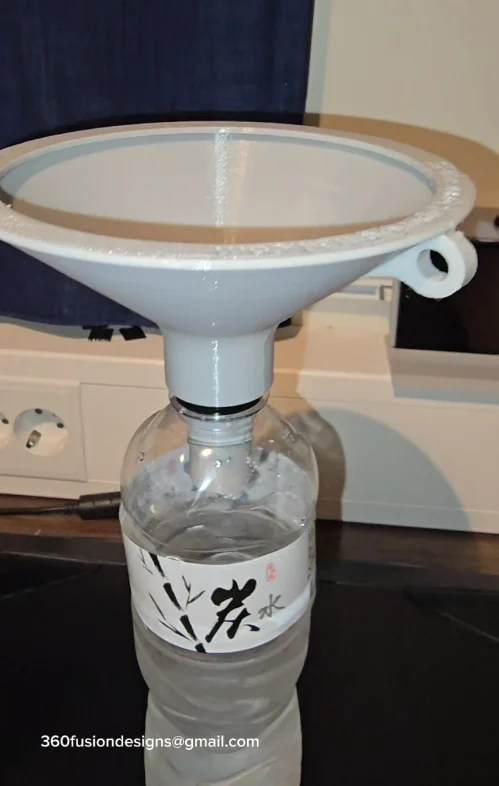 Don't MESS! Anti Spill Bottle Funnel.