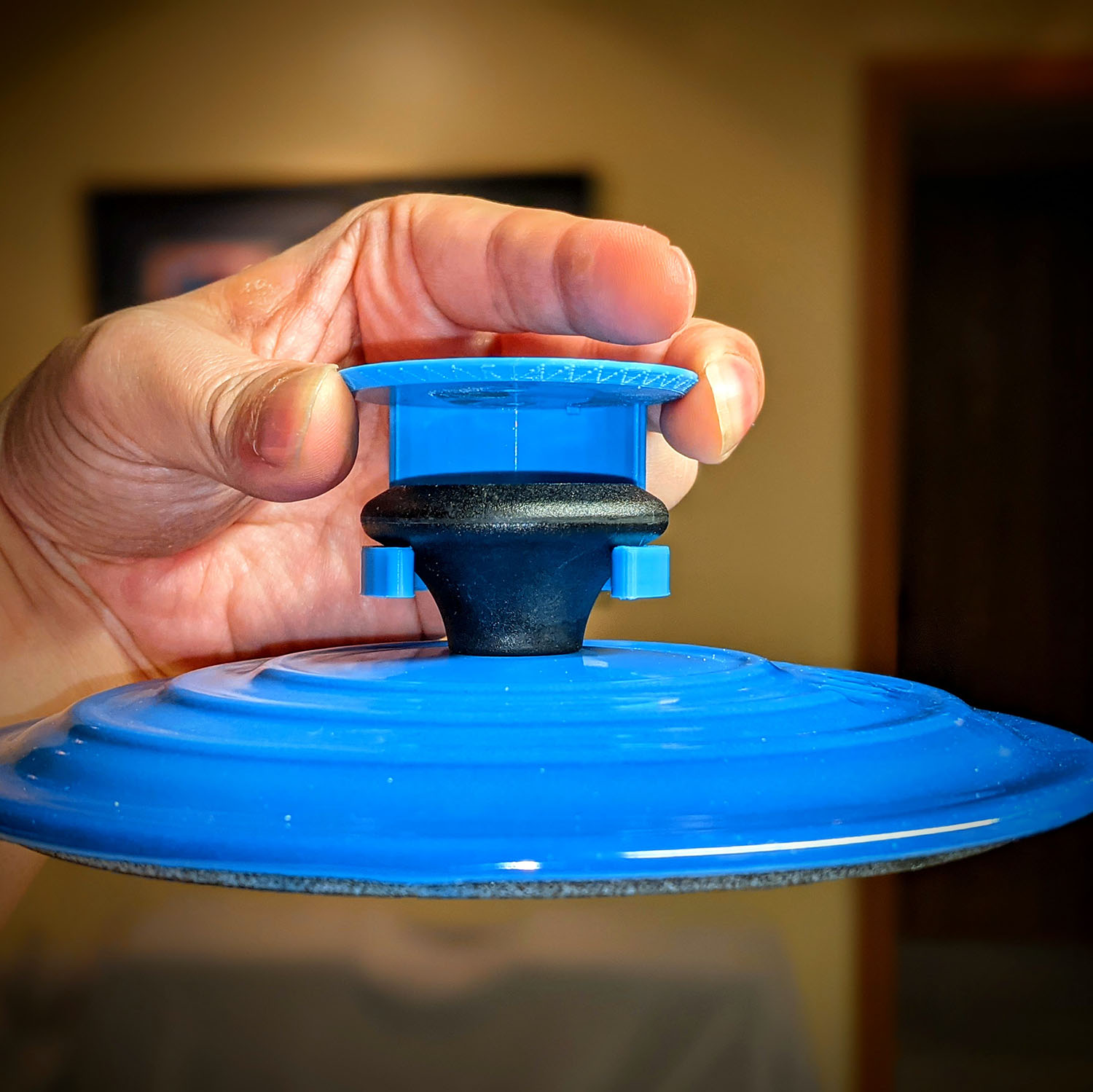 Le Creuset Pot Lid Holders