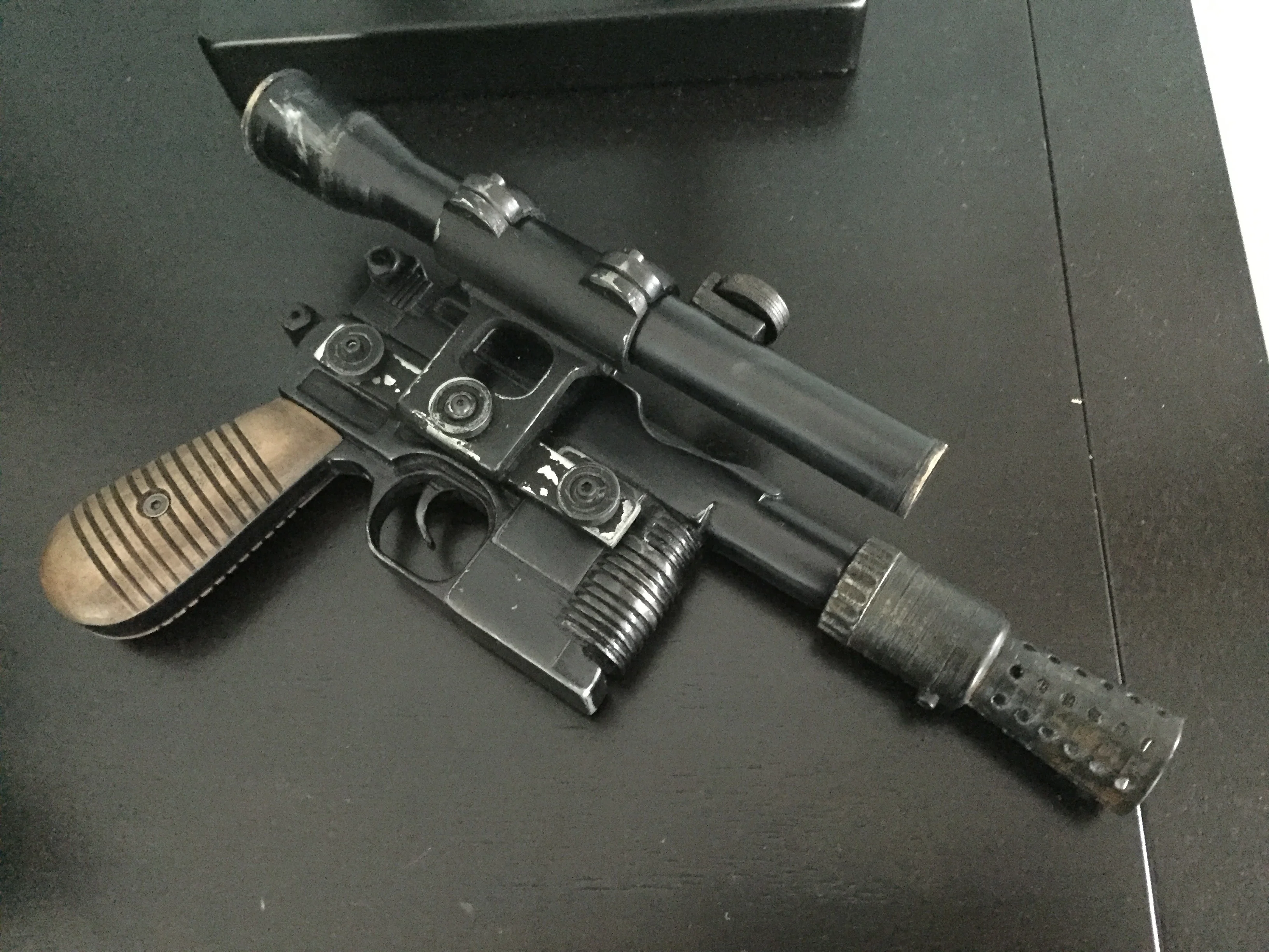 Han Solo Blaster (DL-44)
