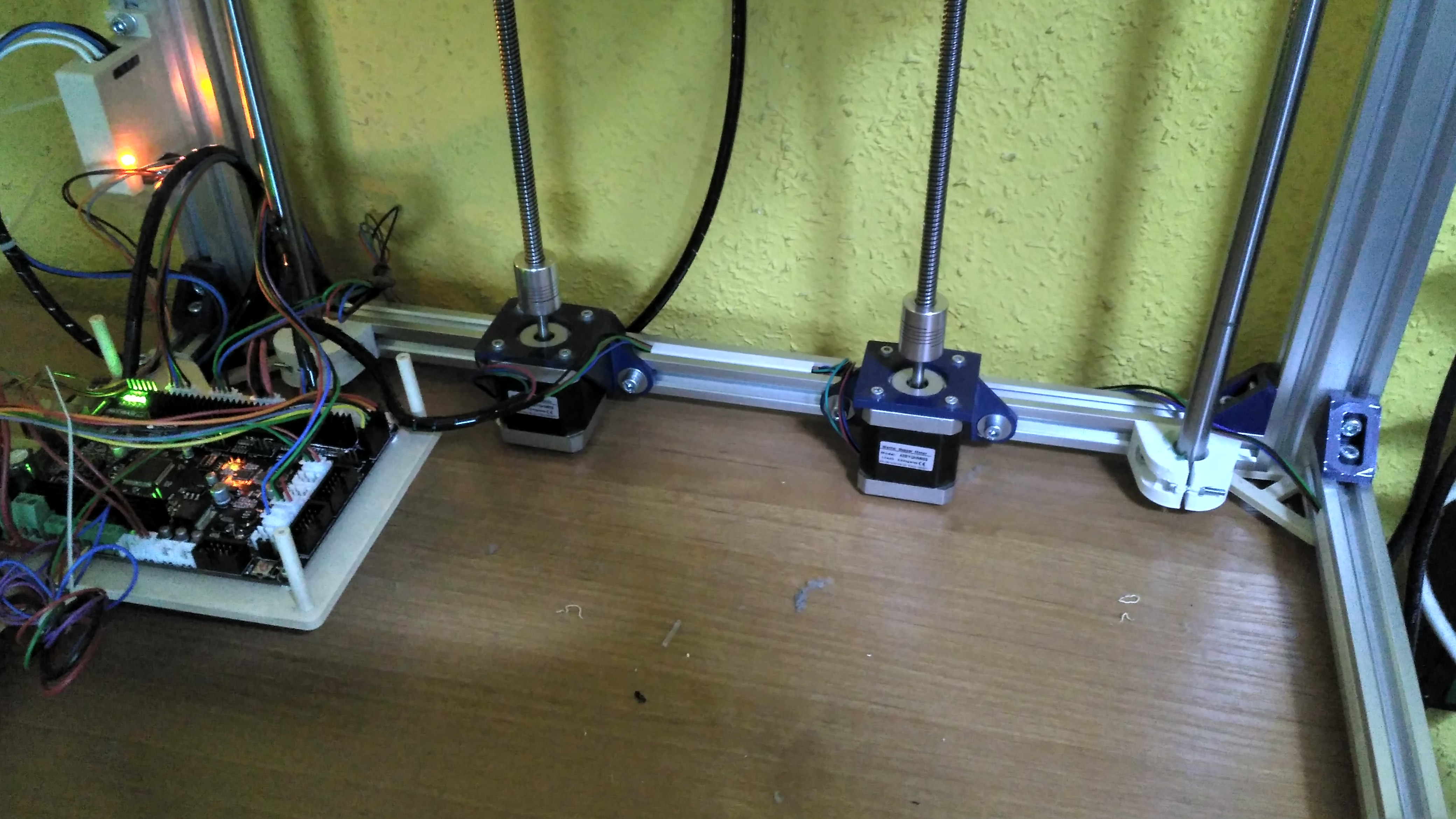 D-Bot linear rail z platform