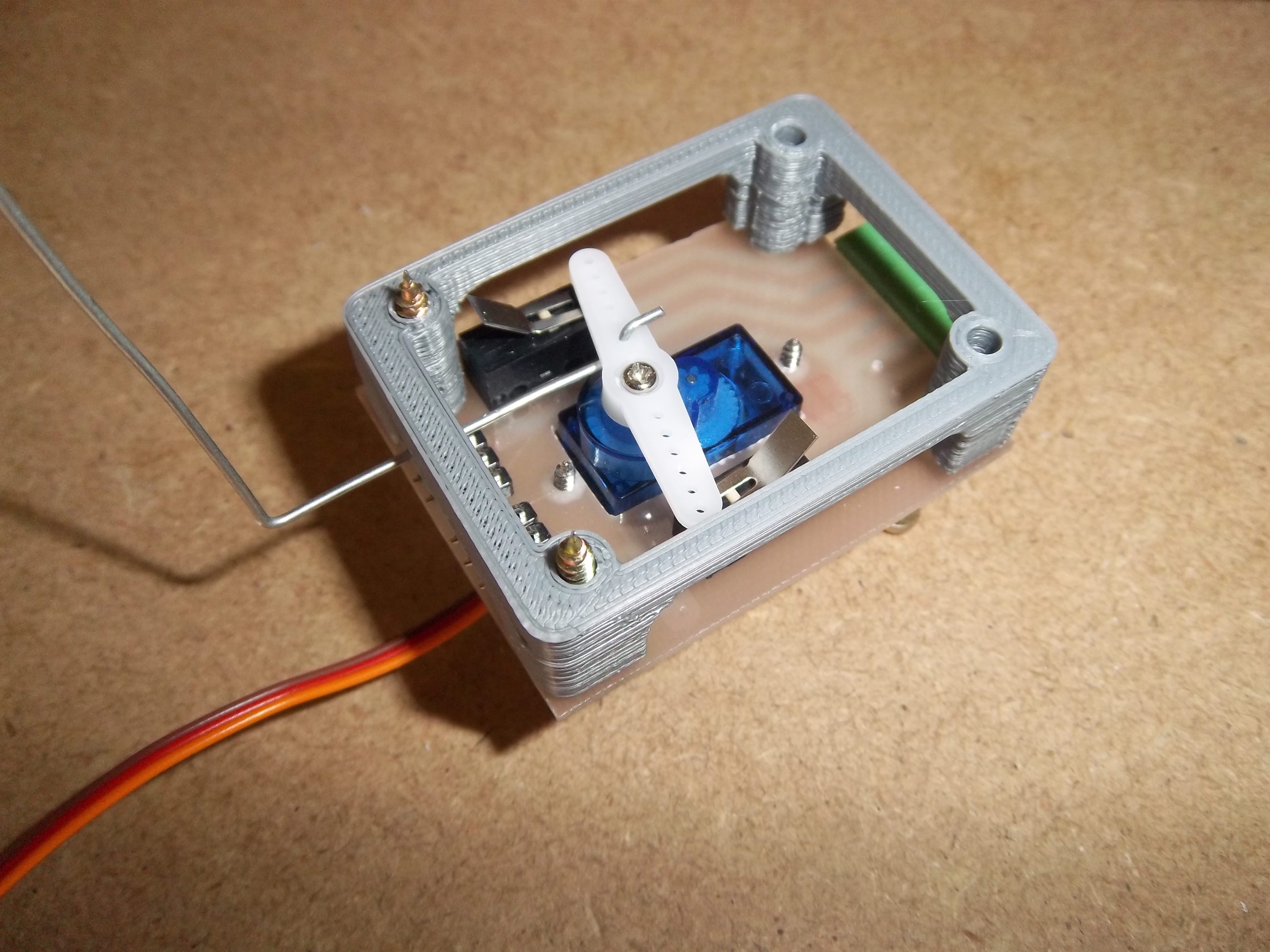 Servomoteur pour aiguillage HO PECO