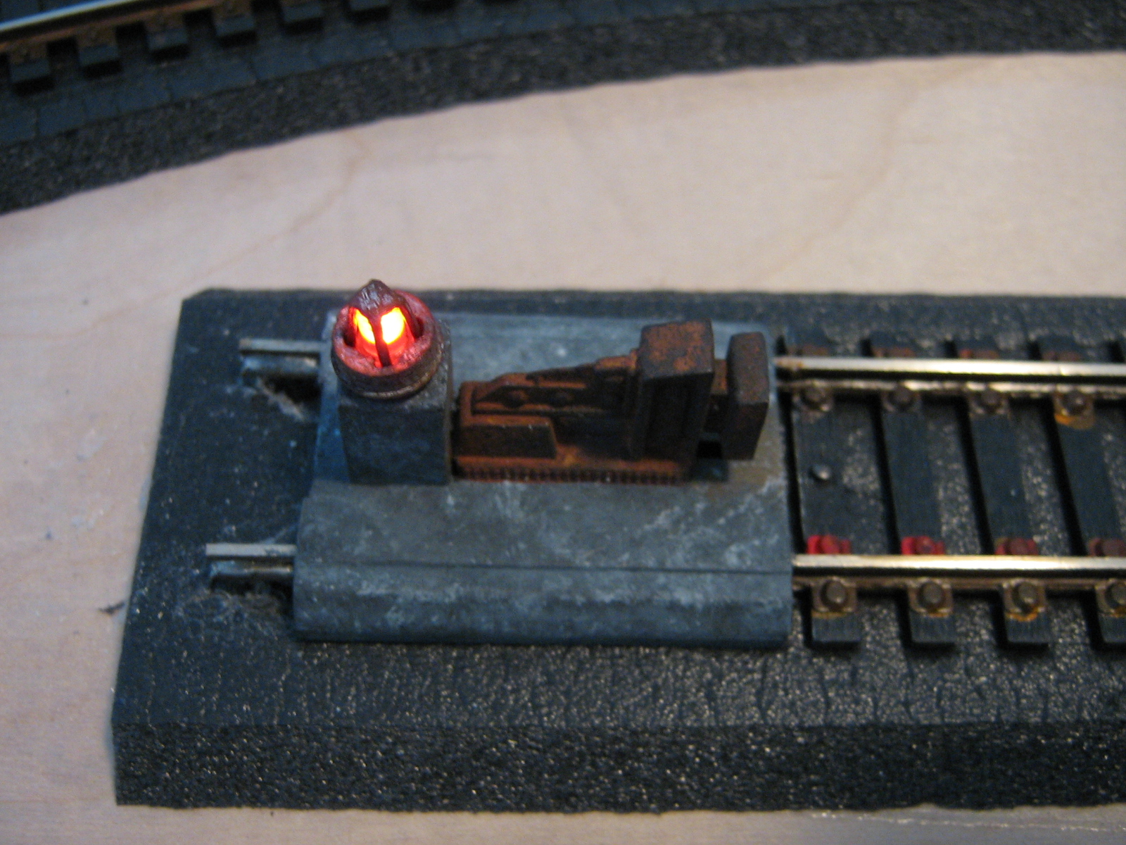 ho scale track end led light