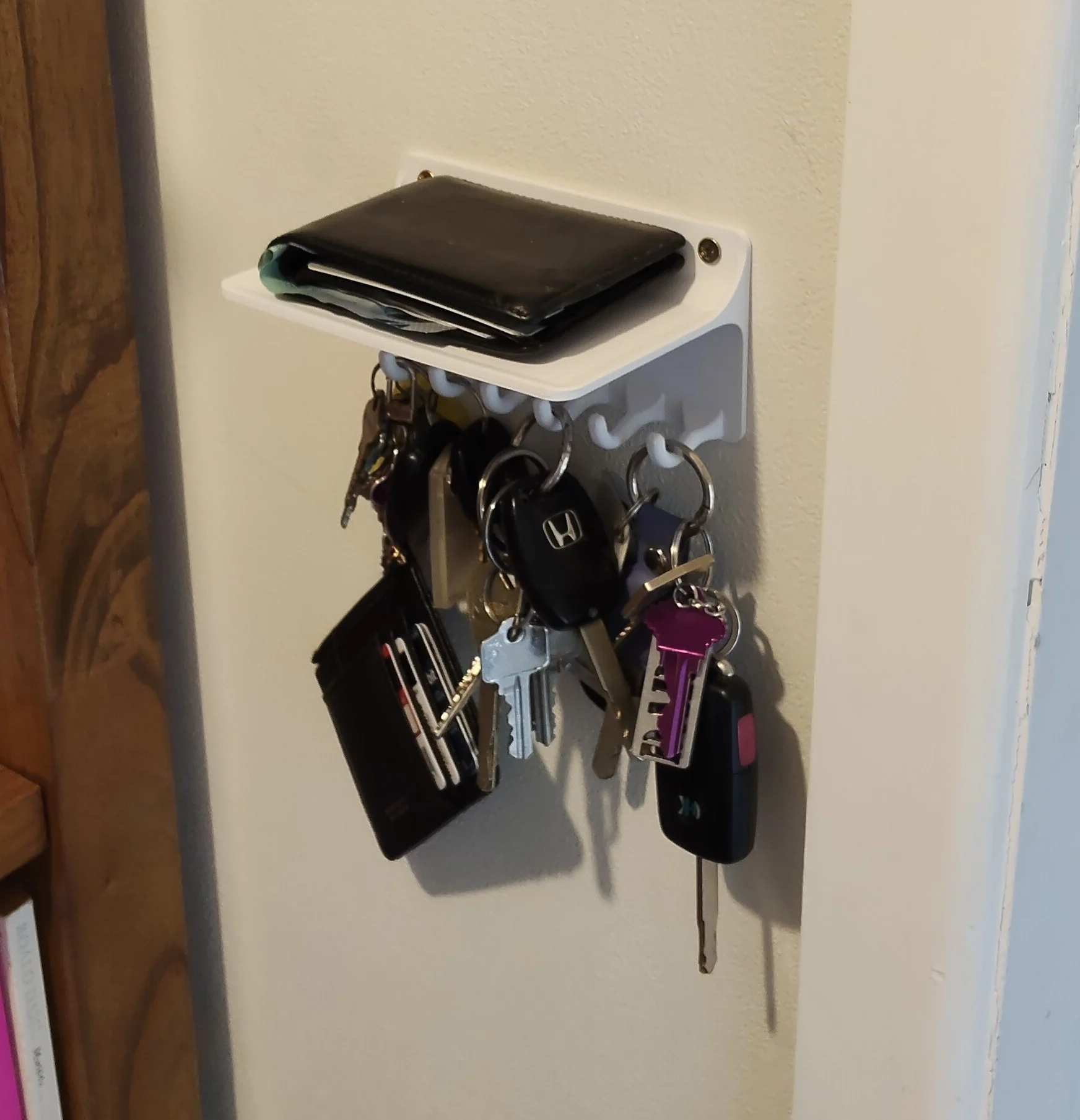 Key and wallet holder - No supports needed