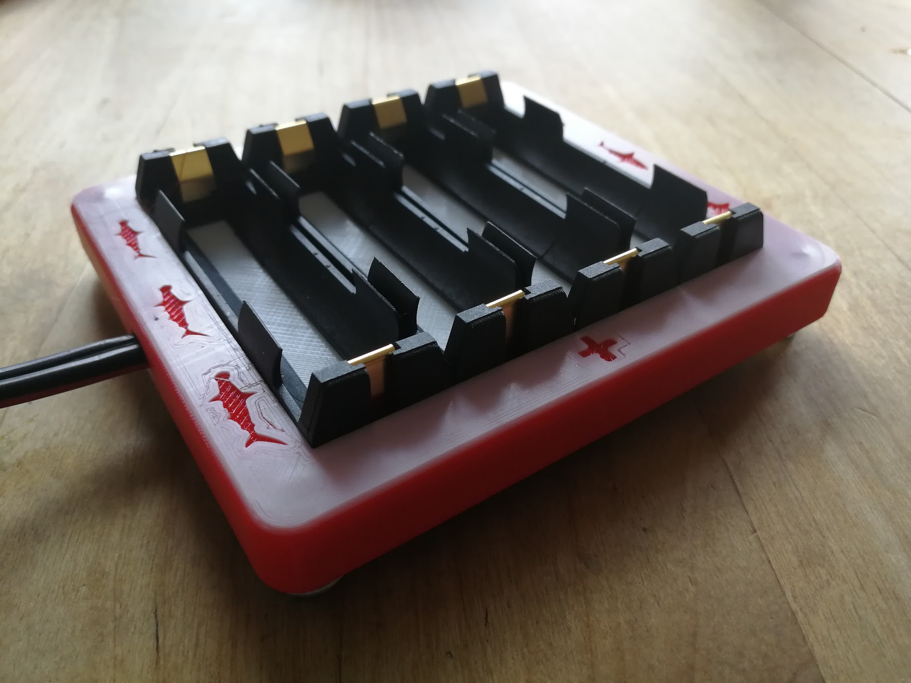 4P 18650 charger adapter