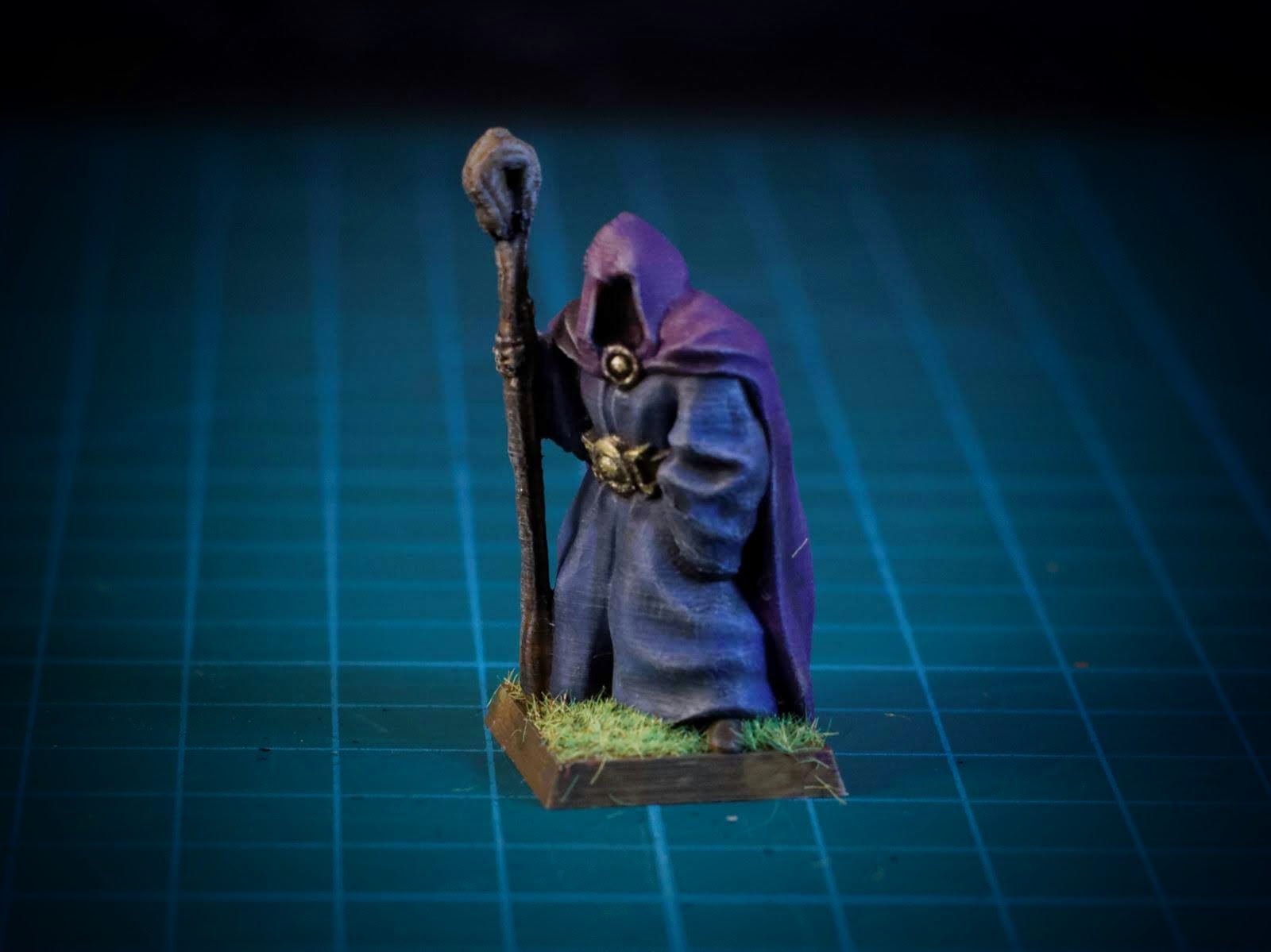Hooded Stranger 28mm (No supports, FDM)