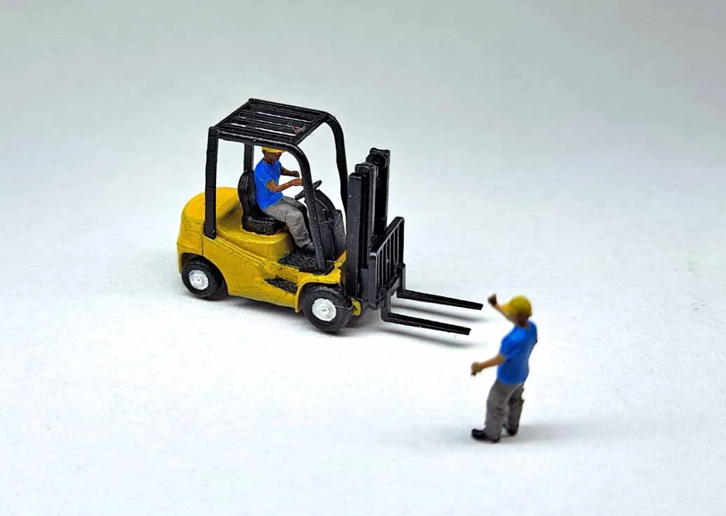 N Scale Large Forklift
