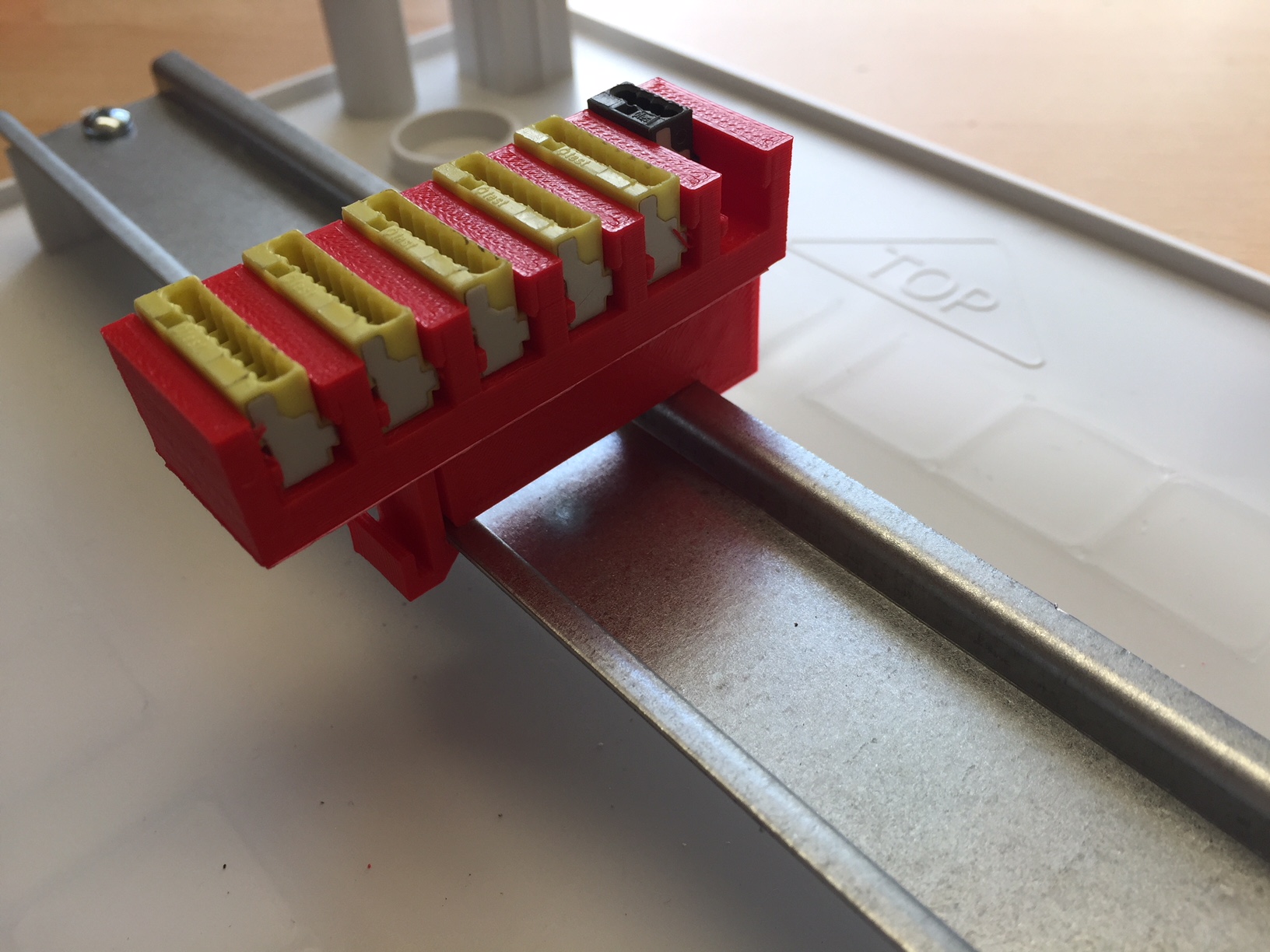 Wago 243 Din Rail Holder
