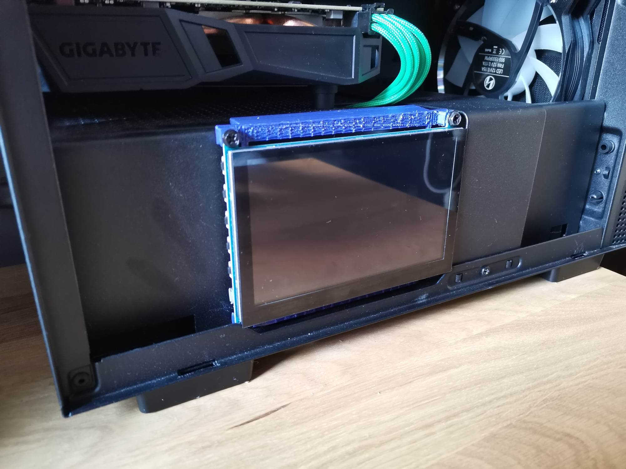 NZXT H210 Waveshare display mount