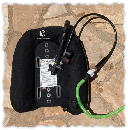SCUBA BCD garden hose flush adapter