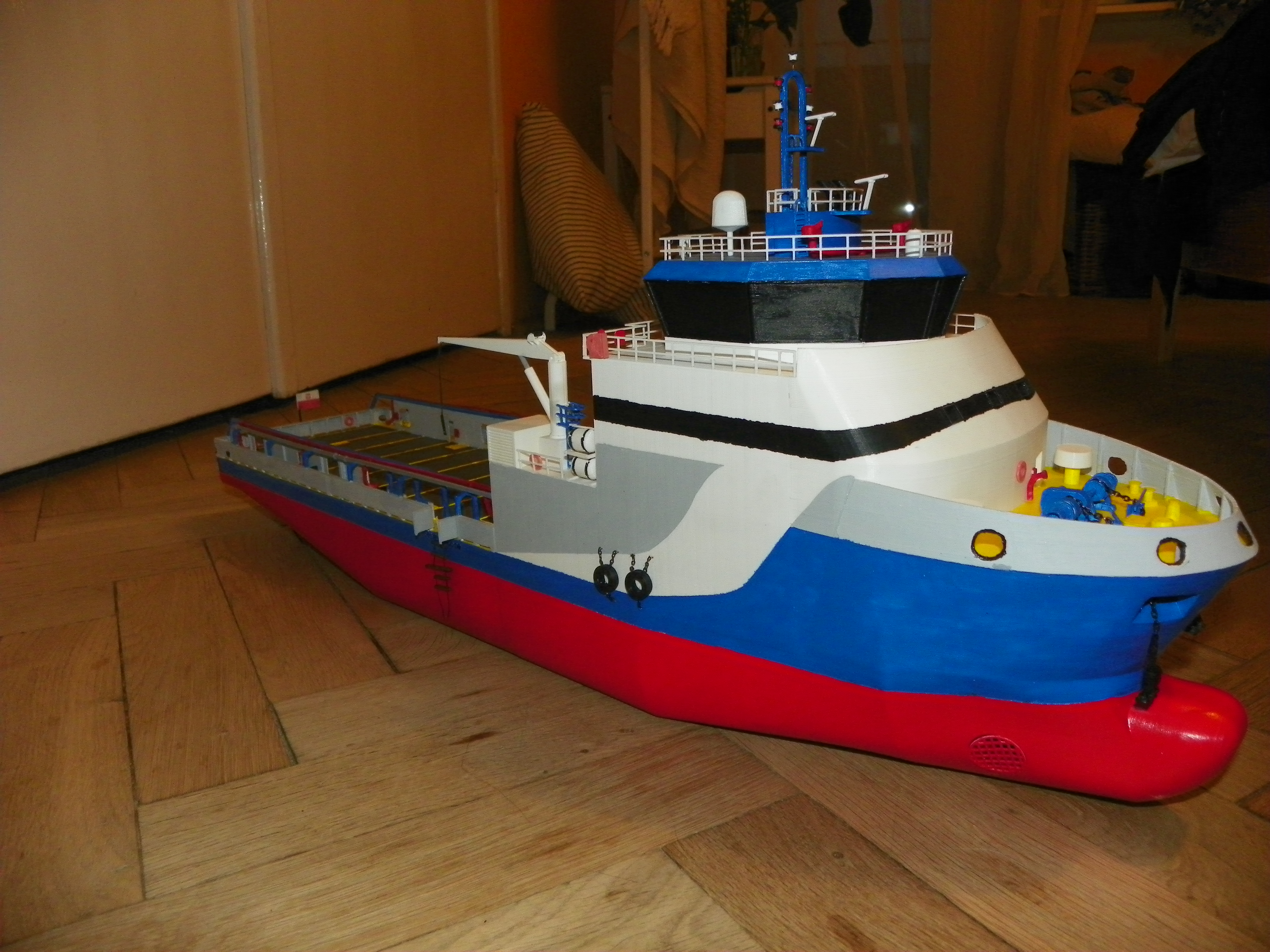 PSV Ship Offshore Vessel model 1:100