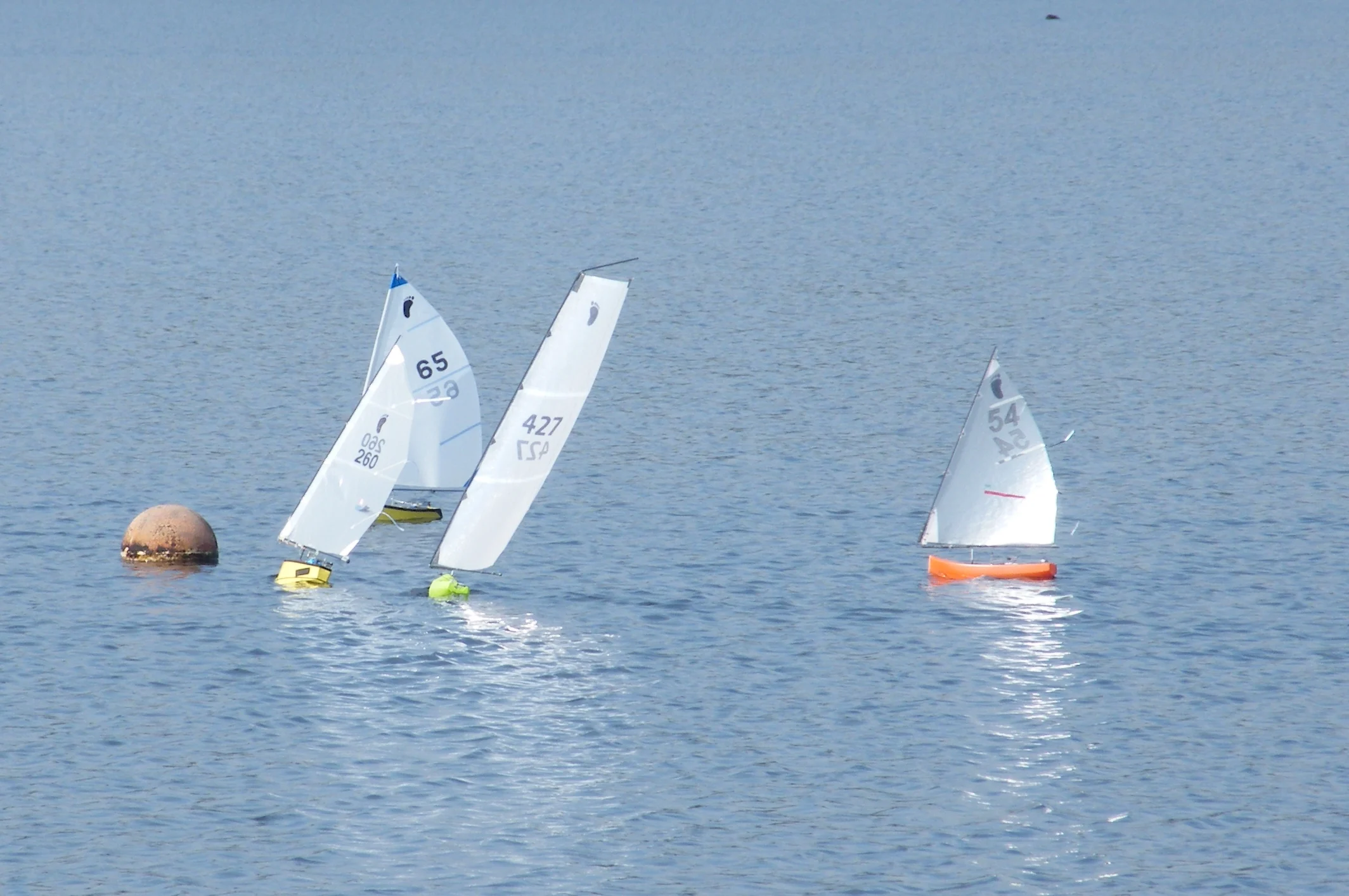 Footy Class R/C Yacht Green Hornet