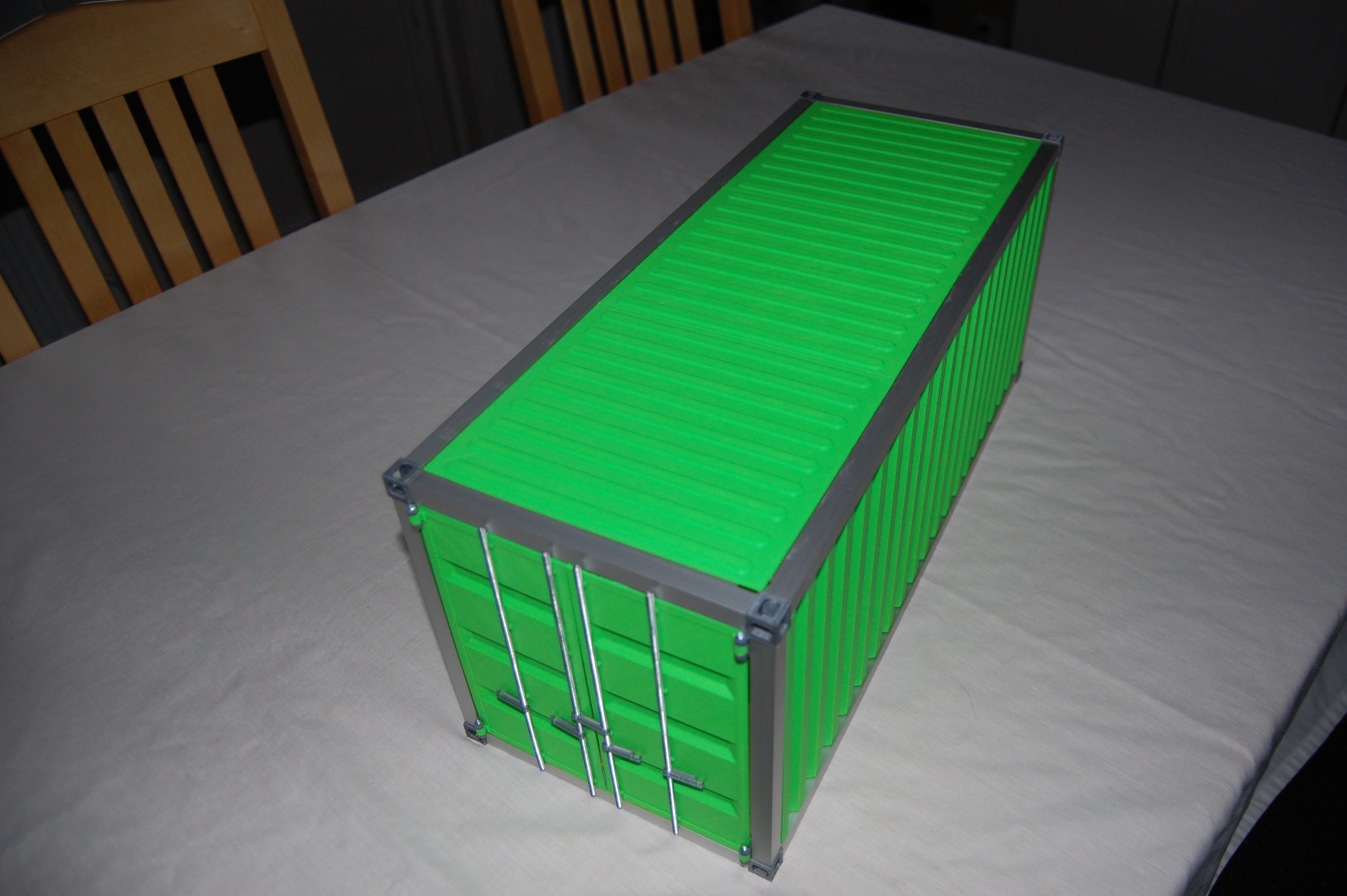 Basic Container Project: Closed Container