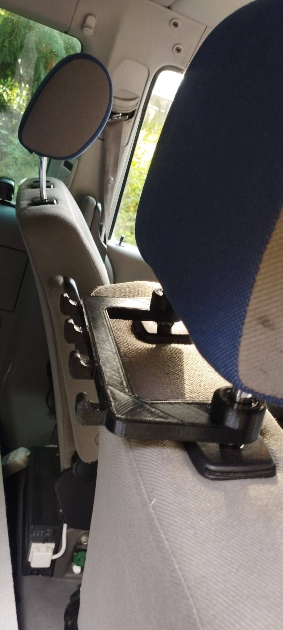 VW T4 Headresthook Kopfstützenhaken