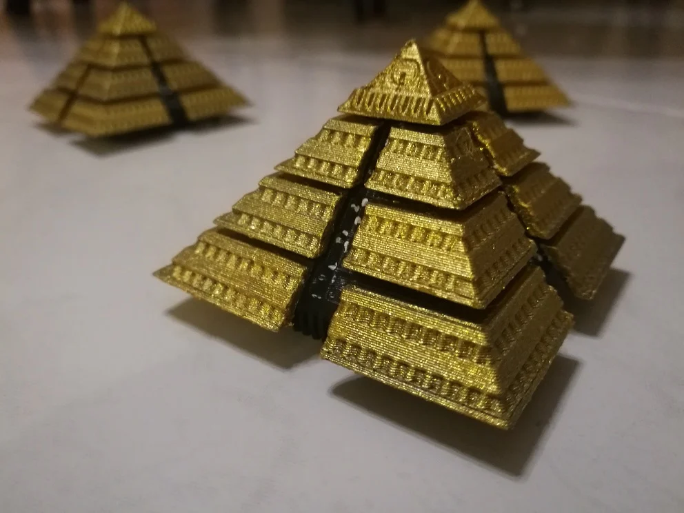 Stargate pyramid ship