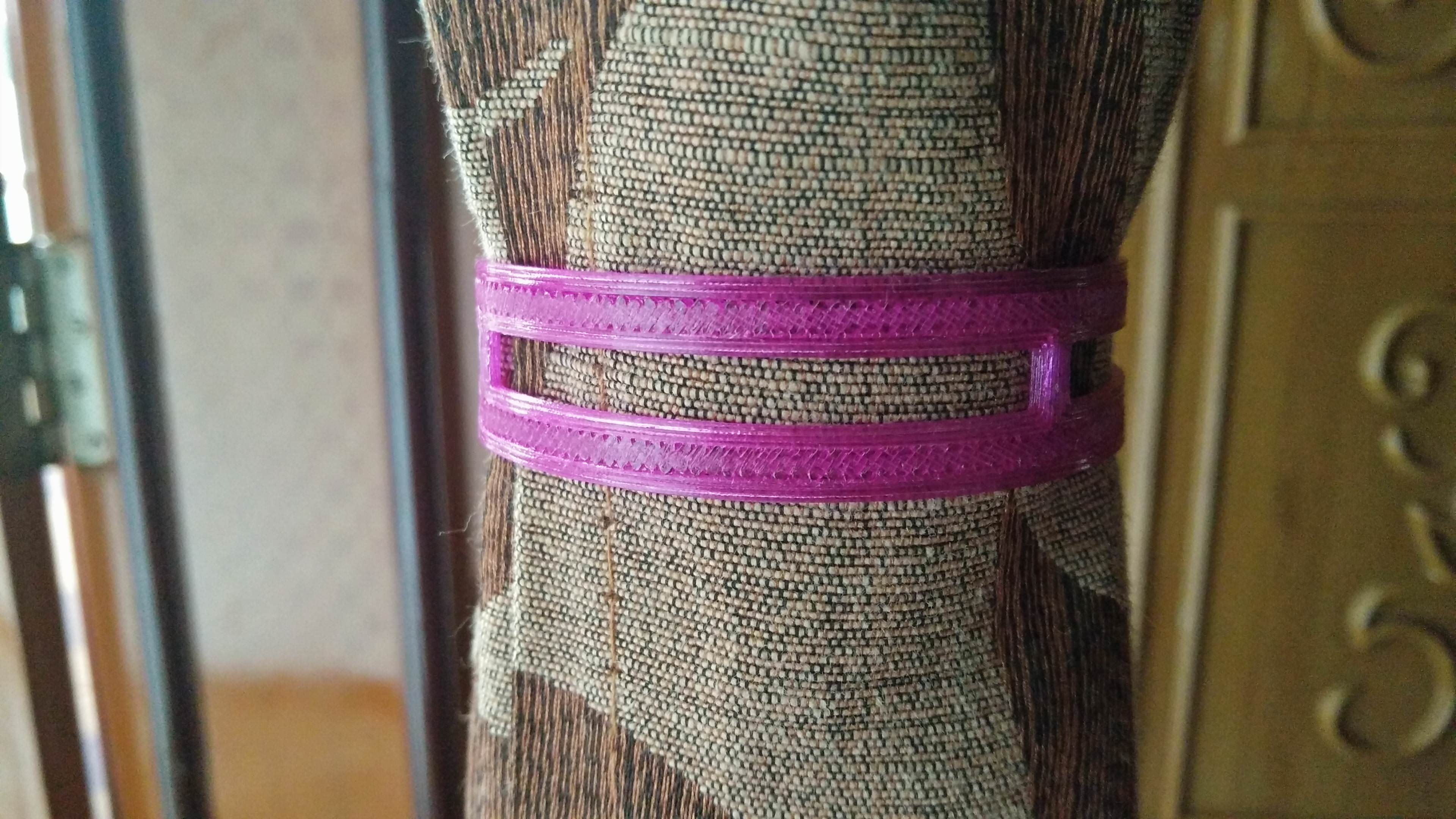 Simple Curtain Binder