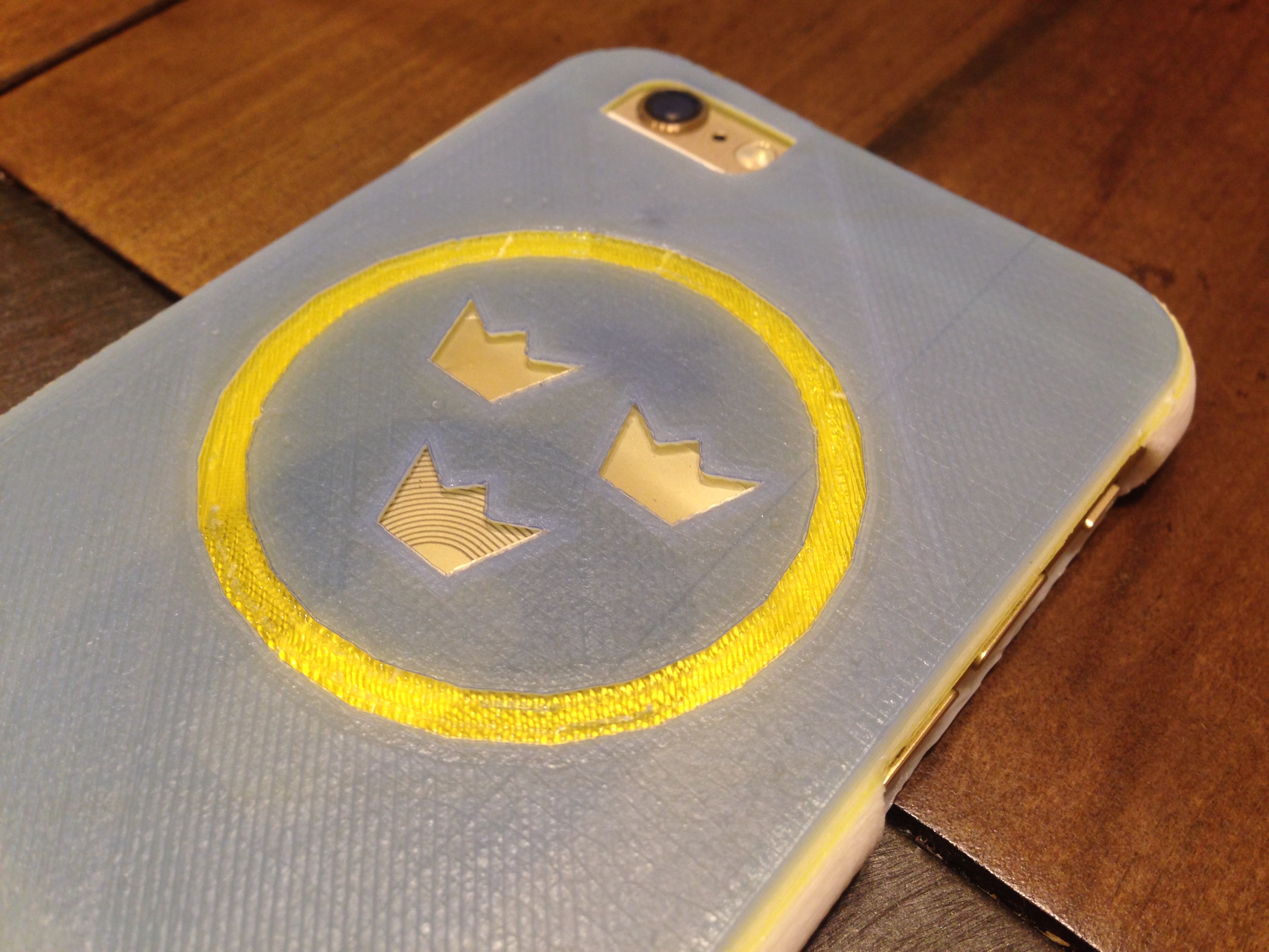 Three Crowns (Tre Kronor) iPhone Case