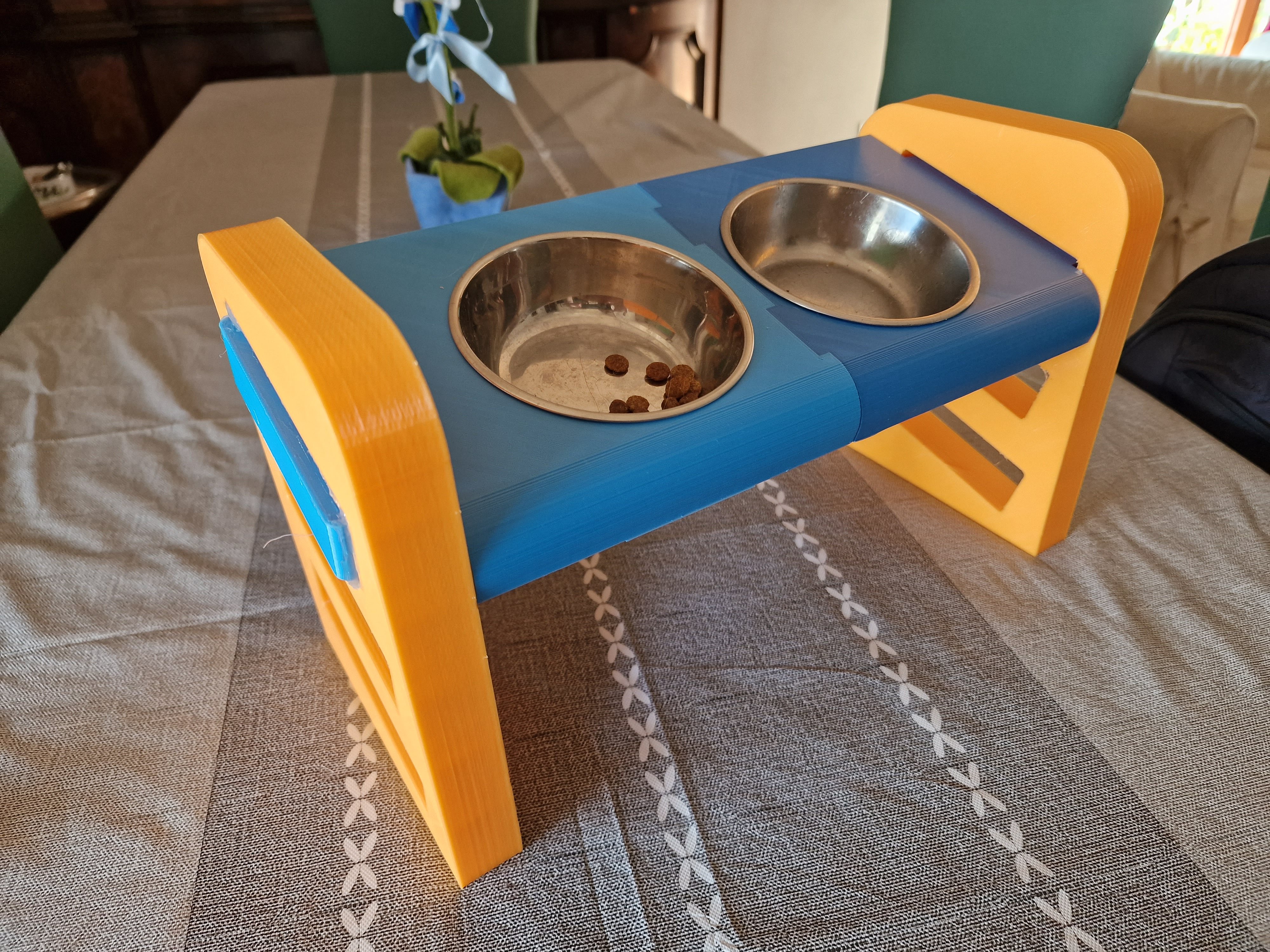 Dog Bowl stand