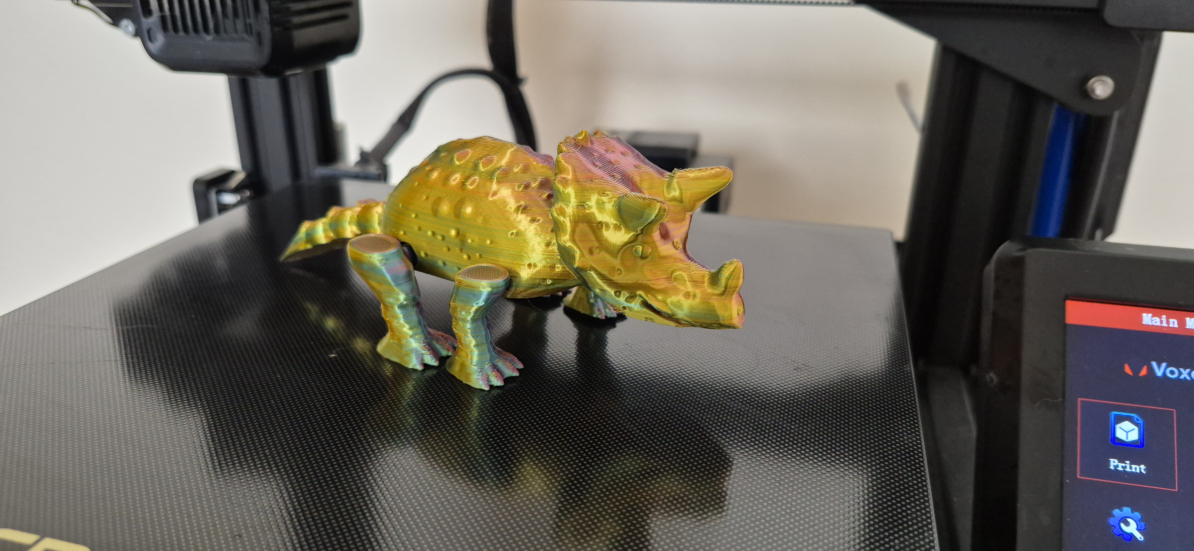 Articulated Triceratops Dinosaur
