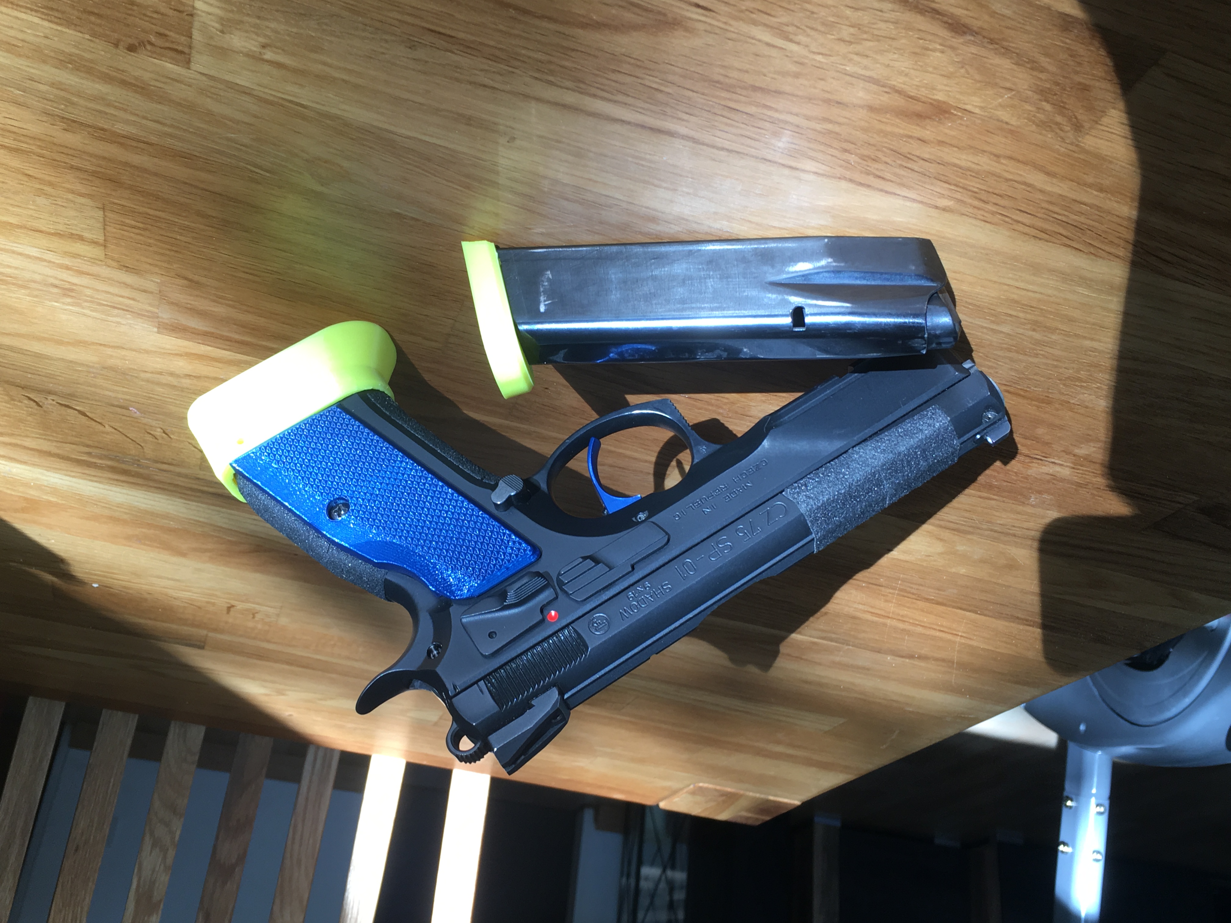 CZ 75 SP01 Shadow Magwell