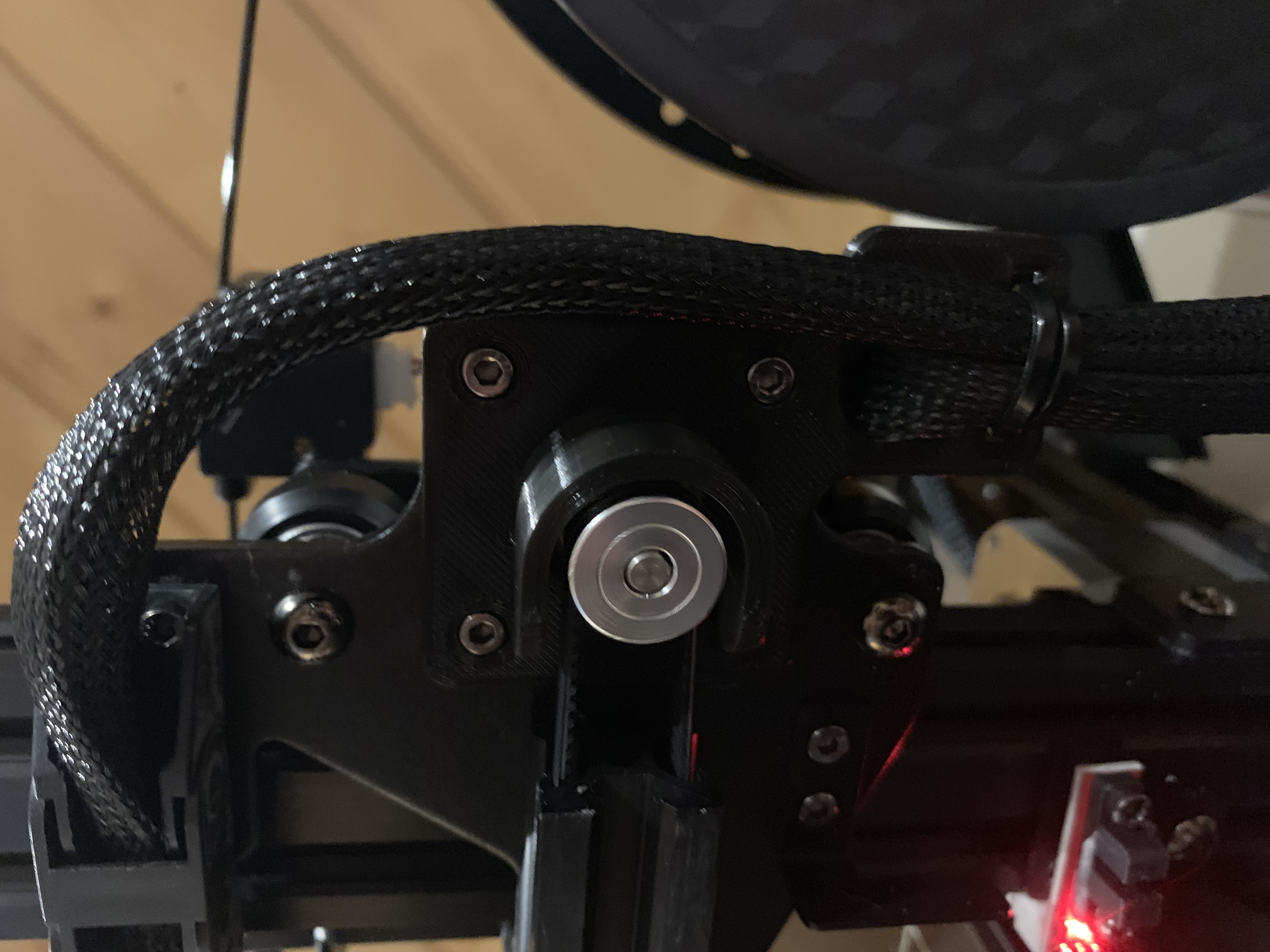 Cableguide and Extruderprotector CHIRON
