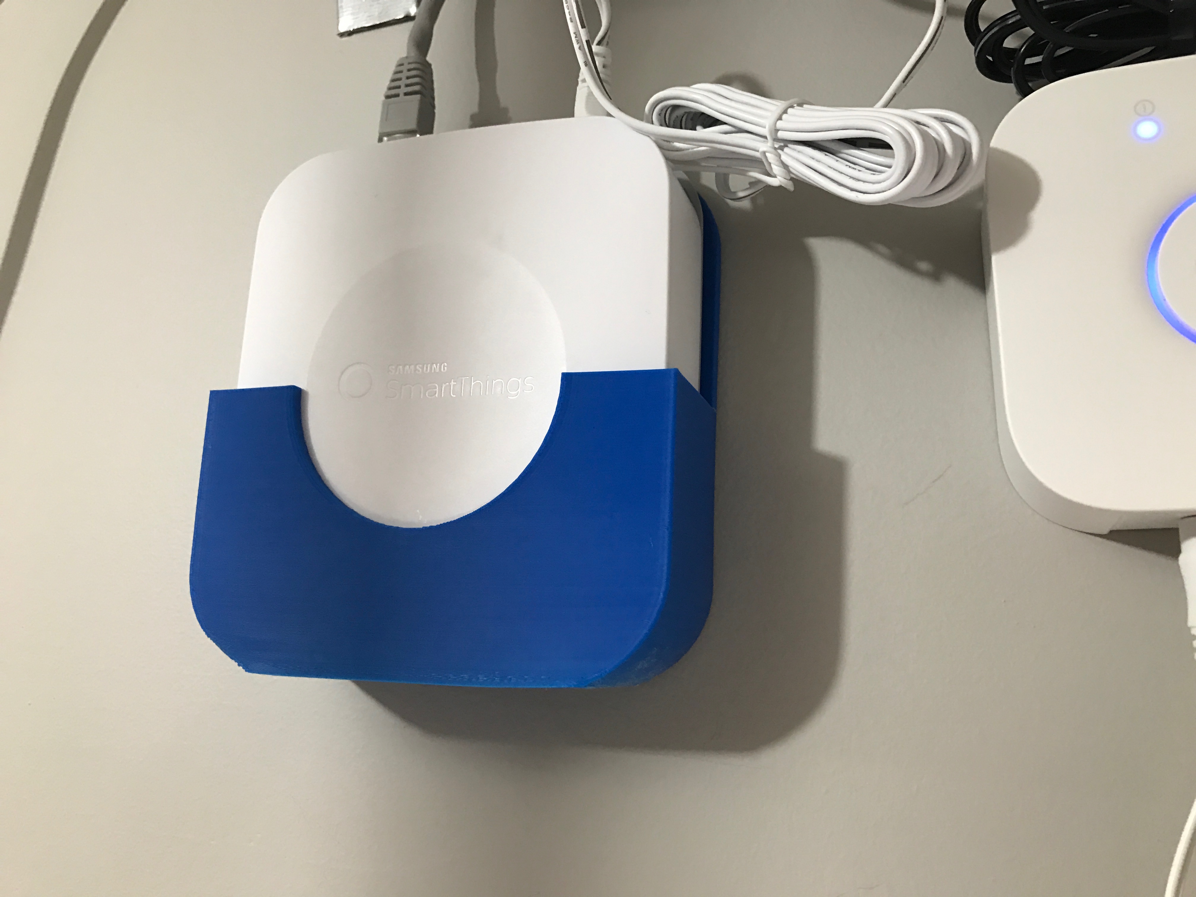 SmartThings Hub (gen2) Wall Mount