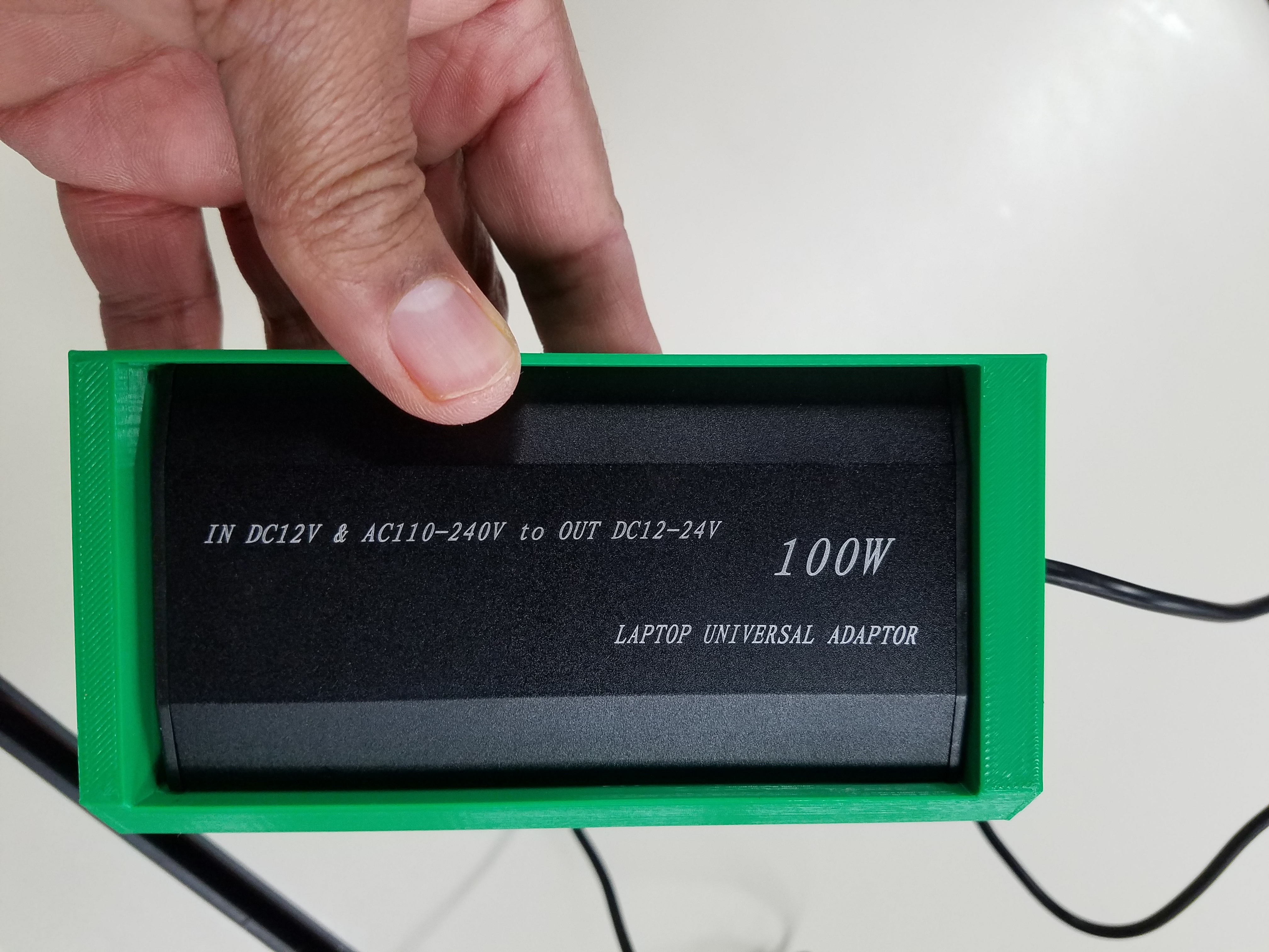 Power supply enclosure/adapter for Grid 12xx and Grid 15XX series vintage computers