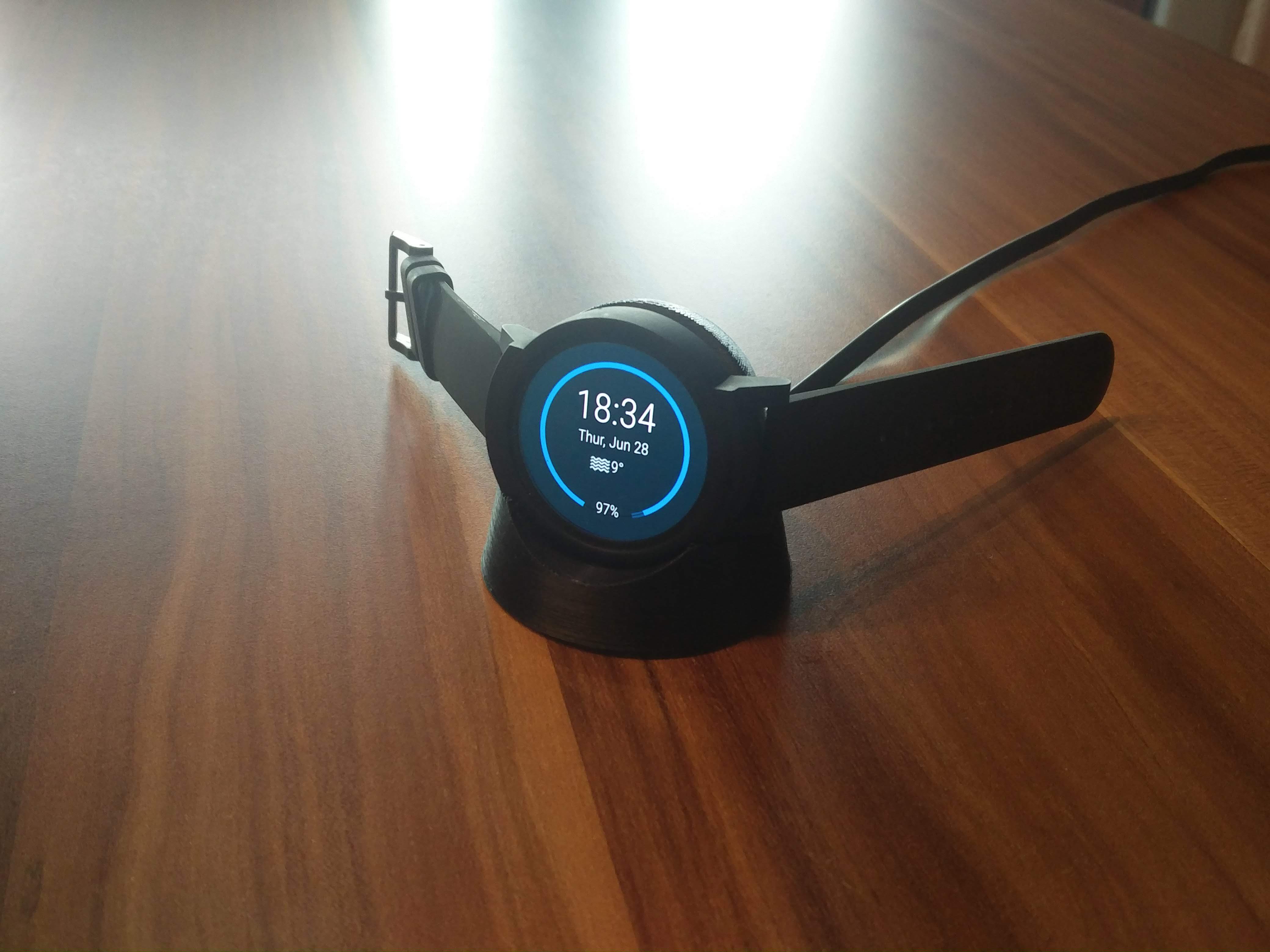 Ticwatch E charing stand