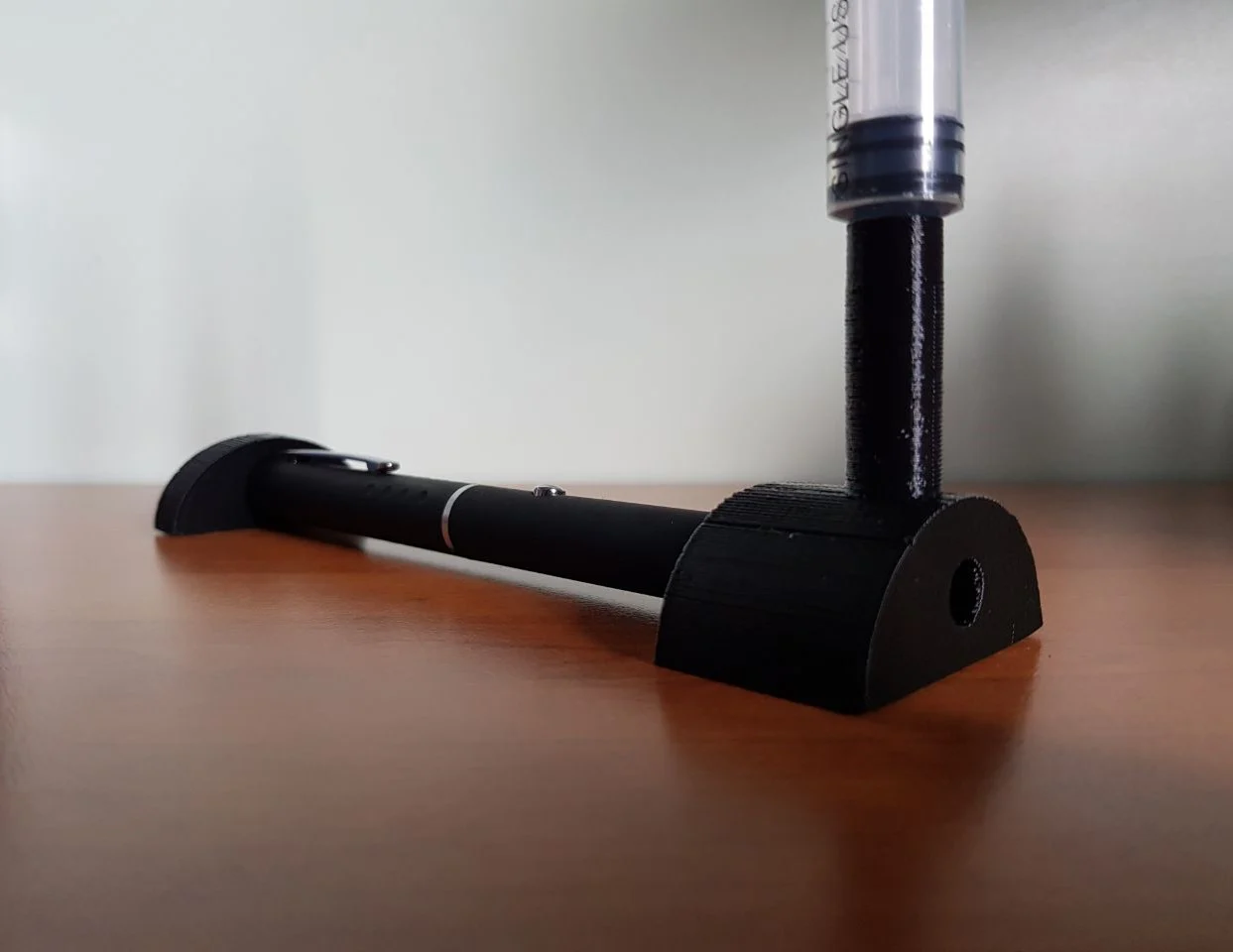 Minimalist Laser Microscope