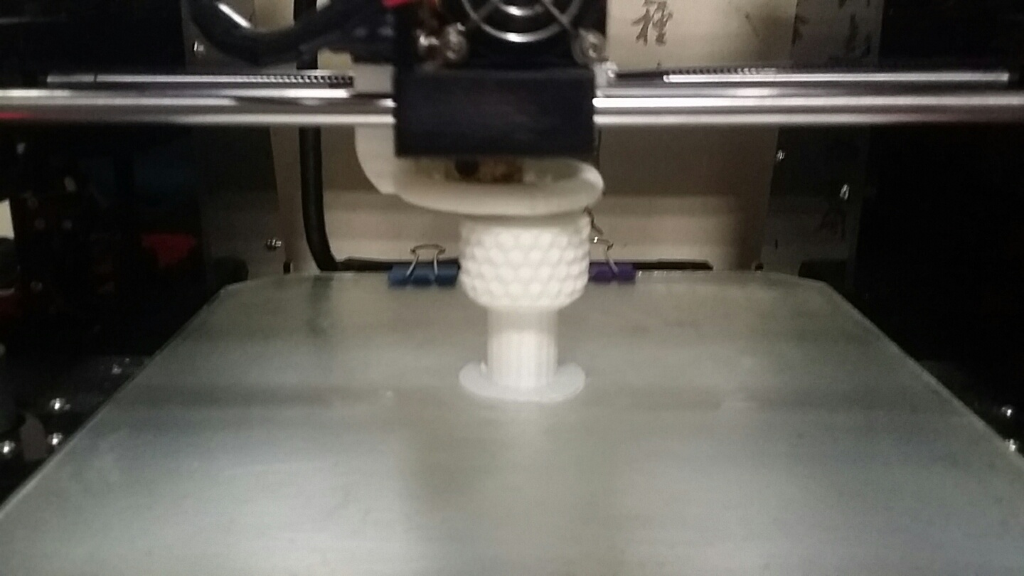 Honey Bee Comb Roller