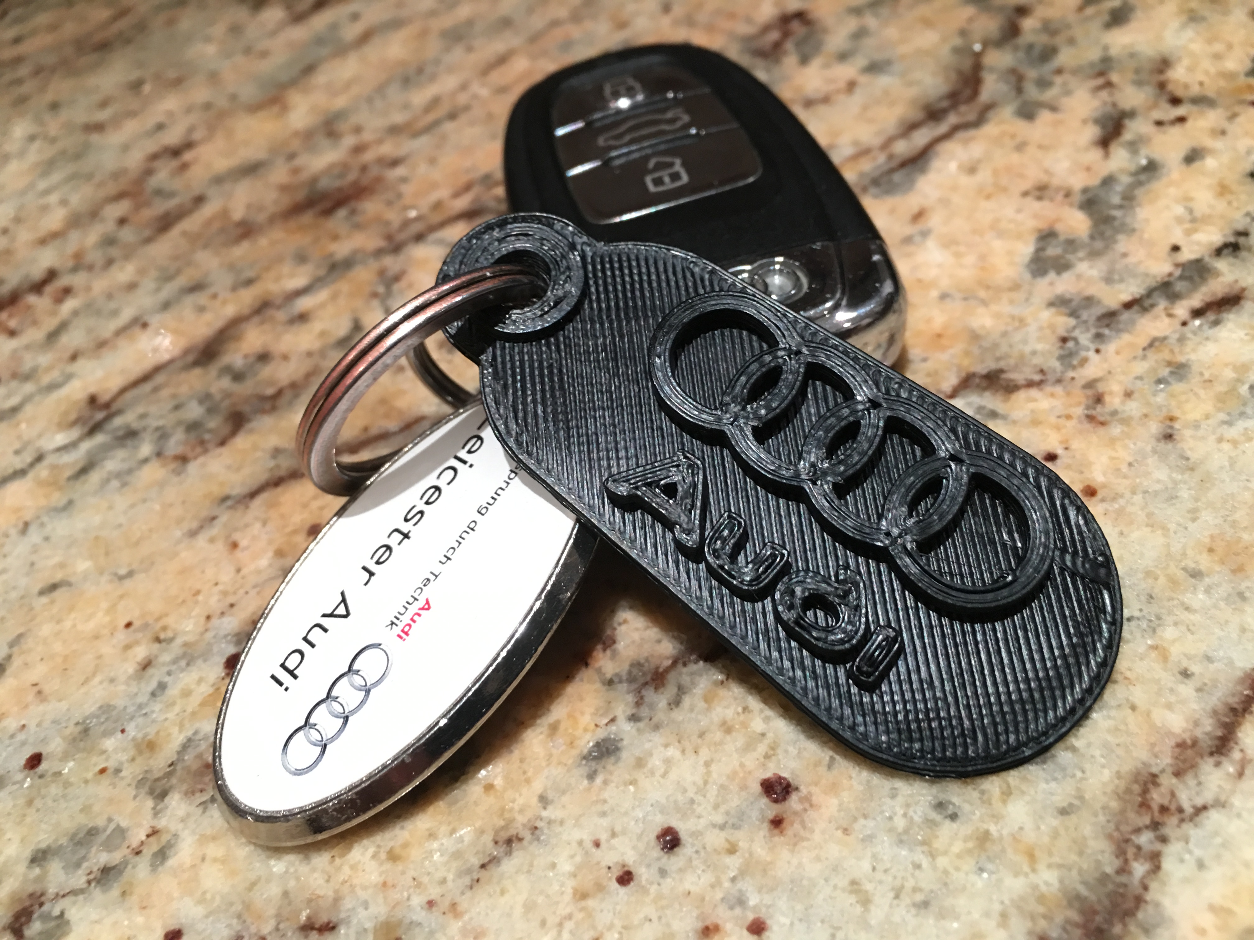 Audi Keyring - Suitable for A7/ A5 / A4 / A3 / Q7 / Q5 / Q3 / TT / R8 - And all the rest