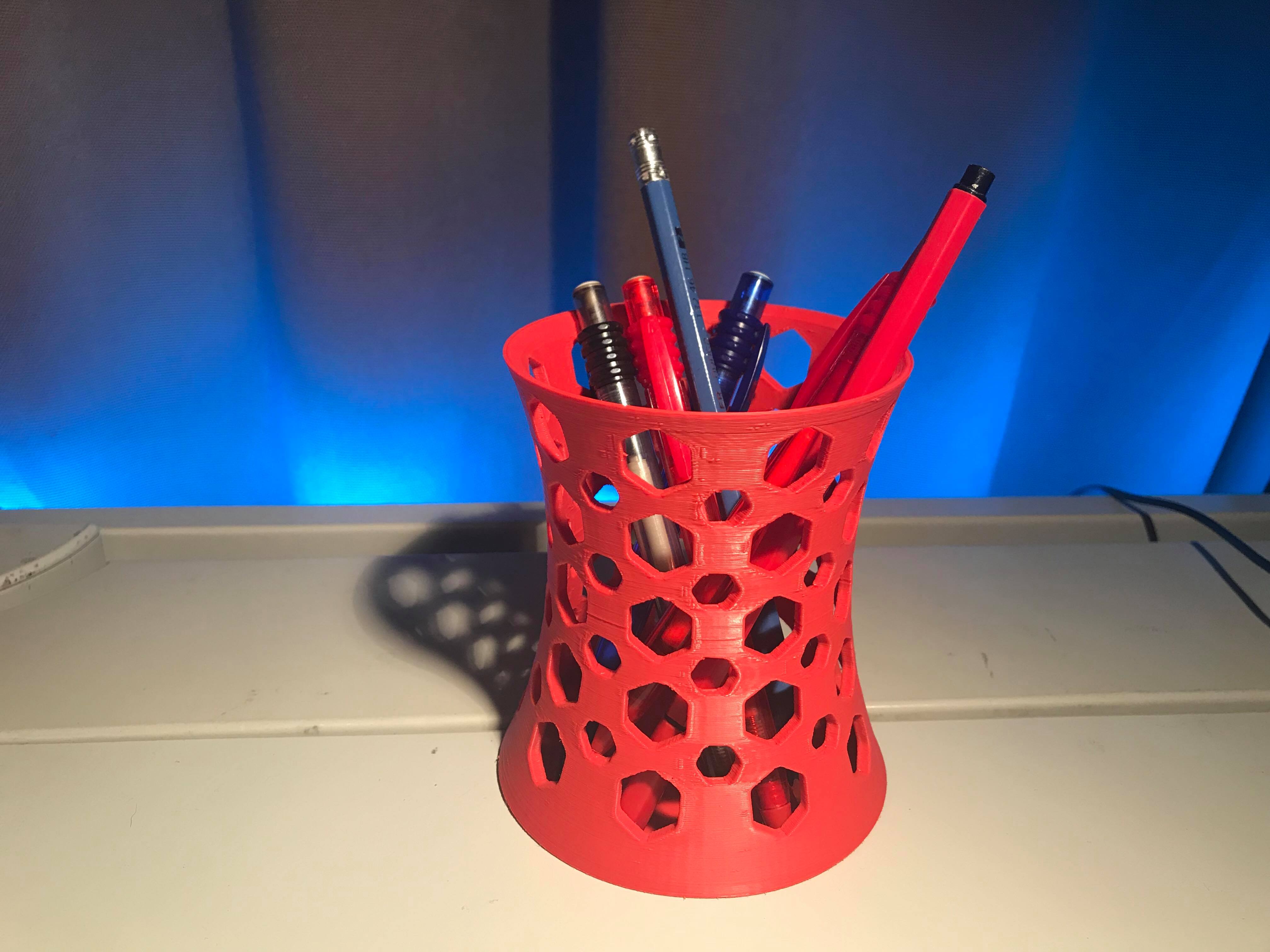 Honycomb pencilholder