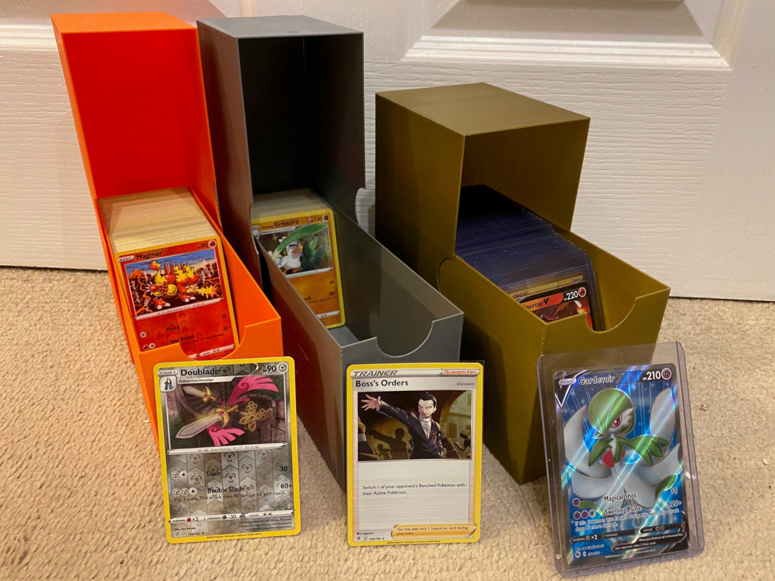 Collectible\Pokemon Card Storage Box