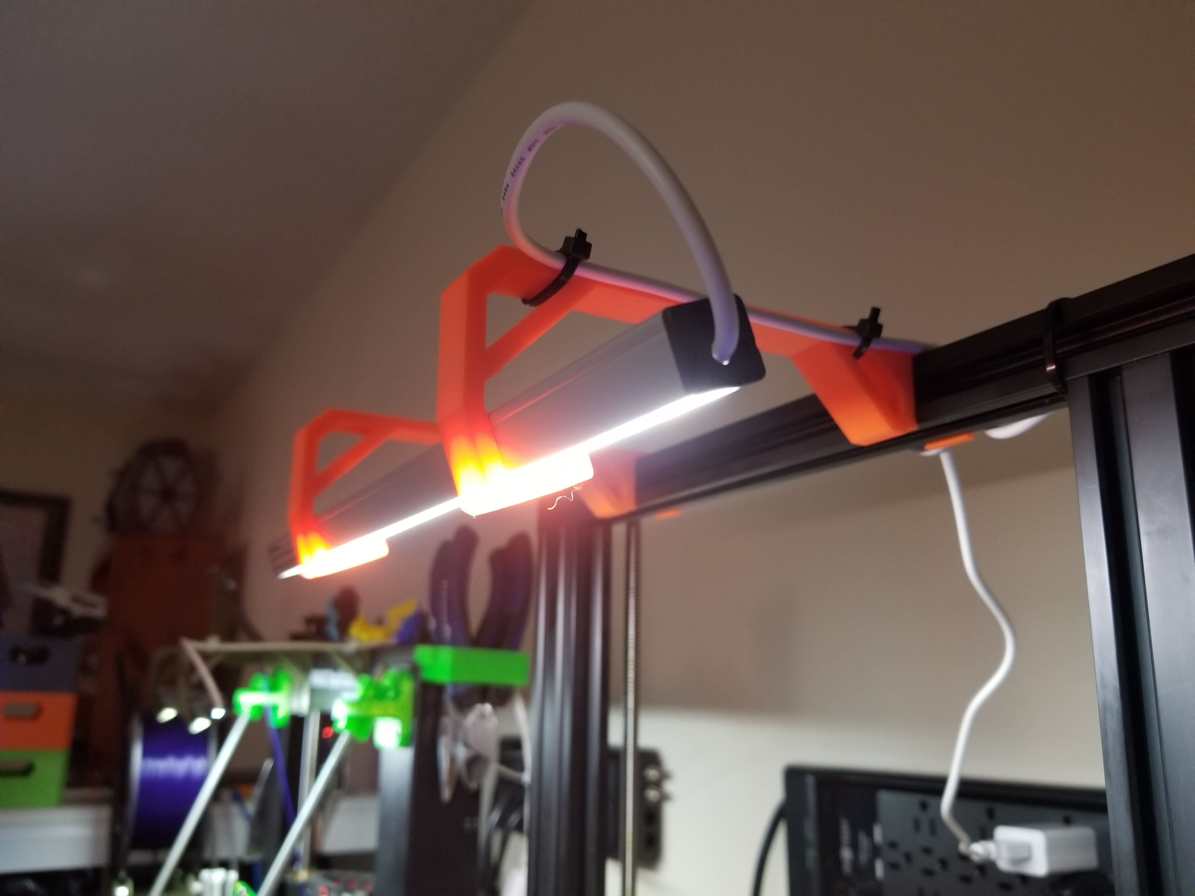 Ender 3 LED light bar holder