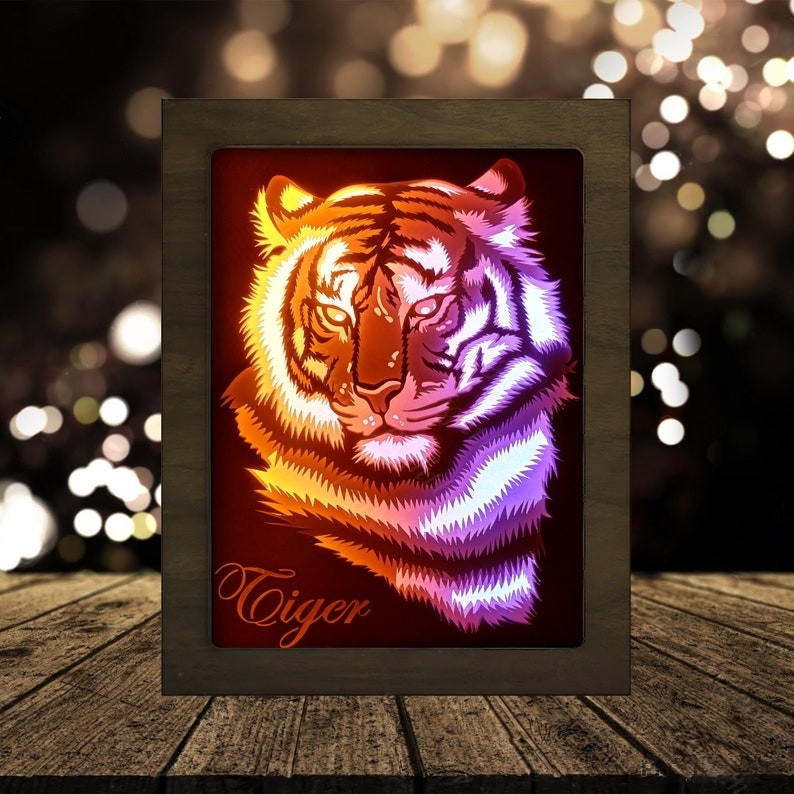 Tiger Head Looking Straight light box
