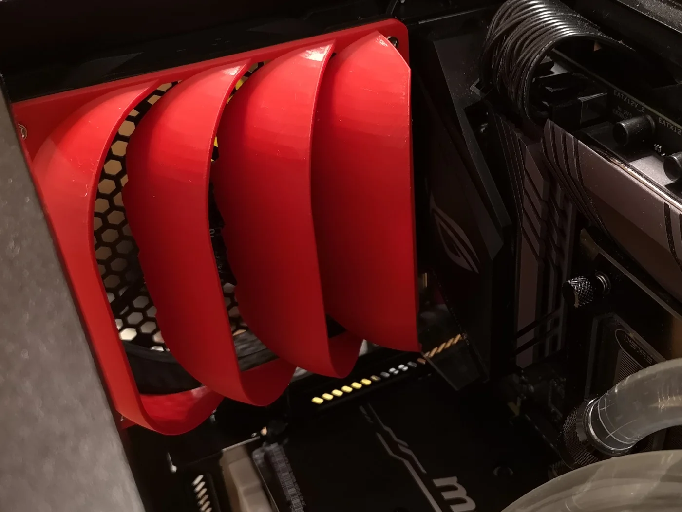 120mm/140mm 45-60° fan duct / deflector (for VRM of water cooled PCs)